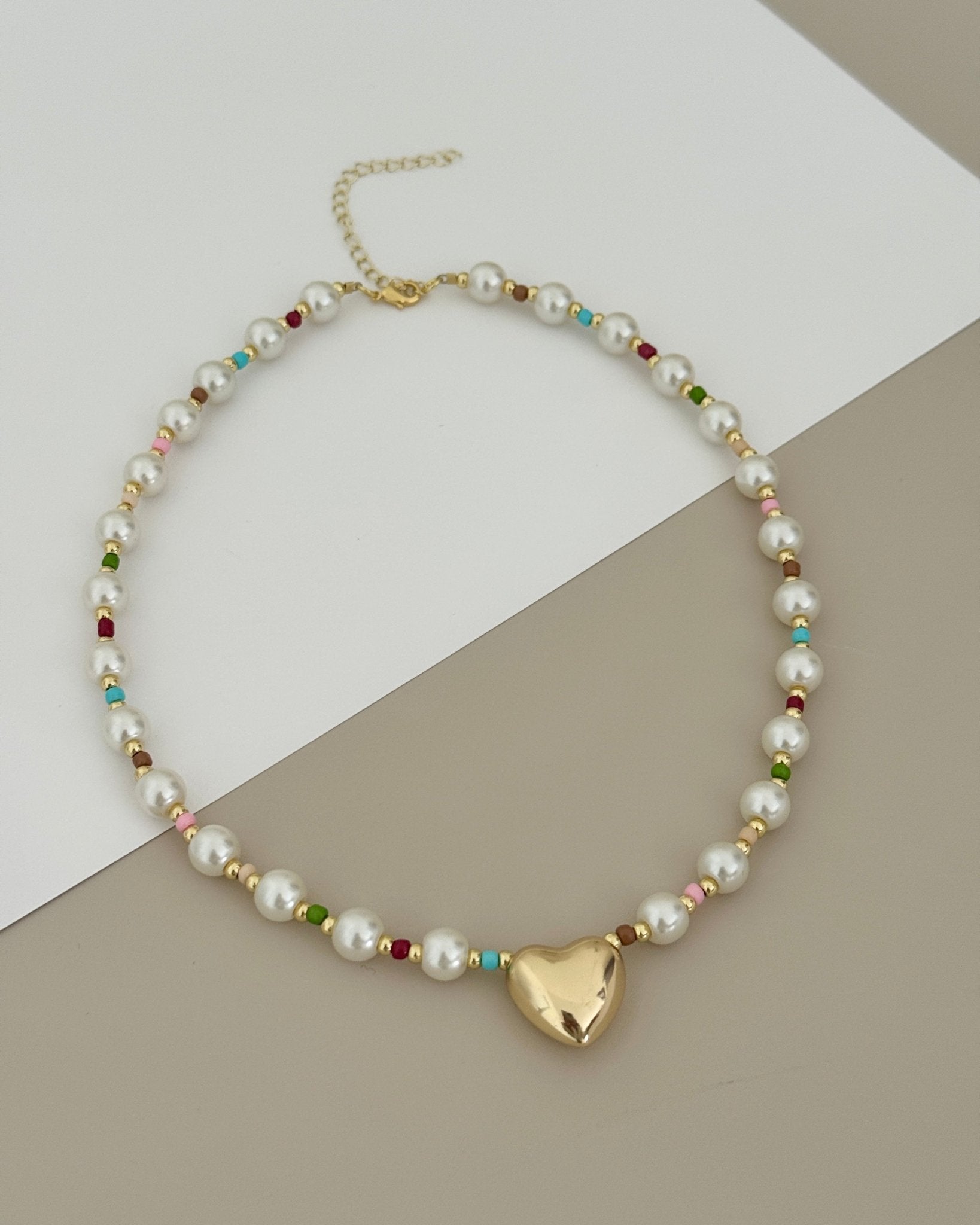 Golden Heart Pearl Necklace - Necklaces | LimaLimón Store - 1