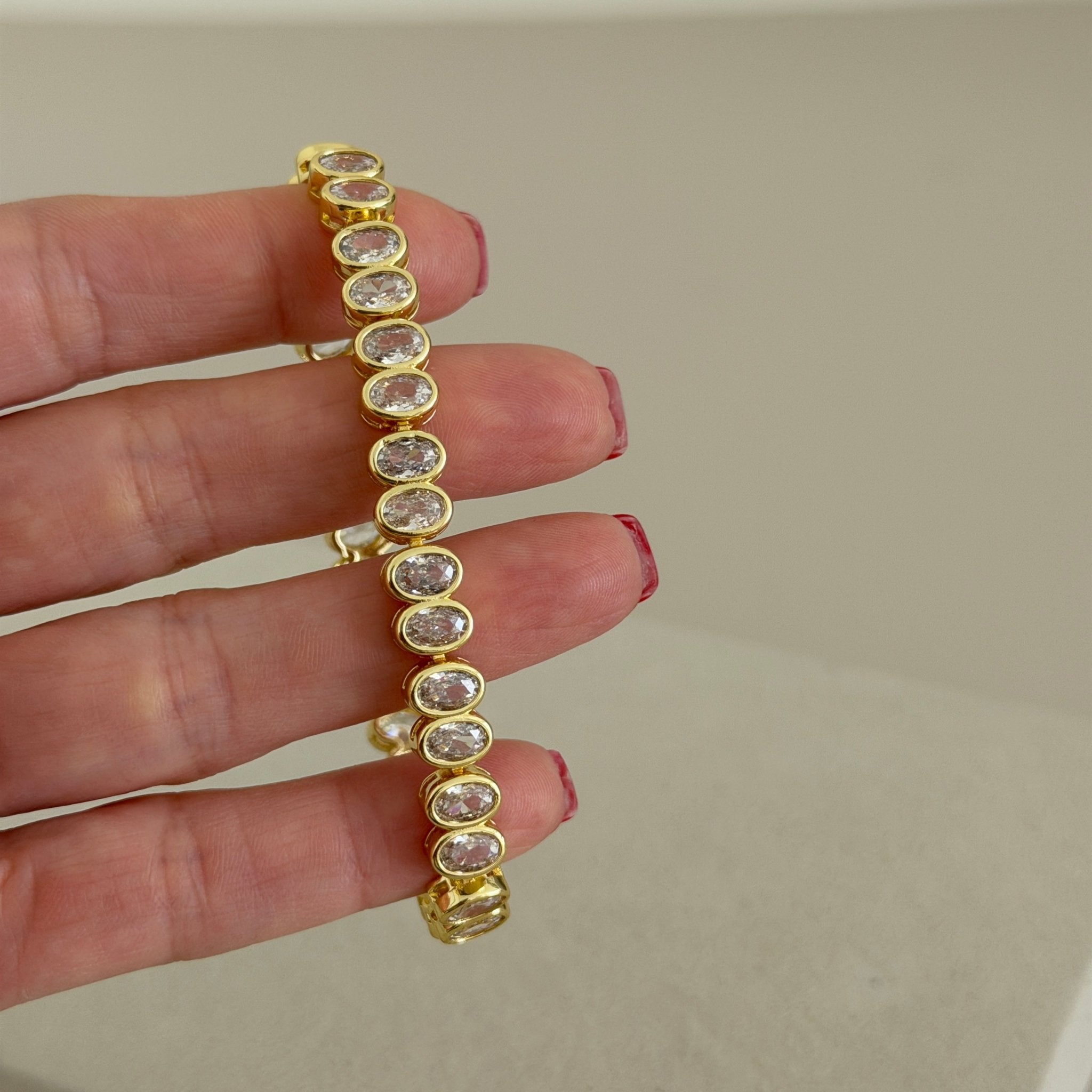 Golden Oval Tennis Bracelet - Bracelet | LimaLimón Store - 5