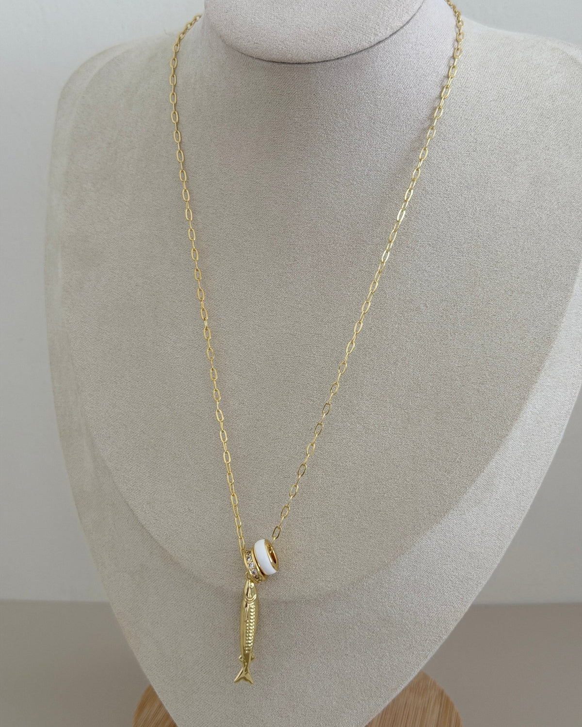 Golden Sardine Charm Necklace - Necklaces | LimaLimón Store - 4