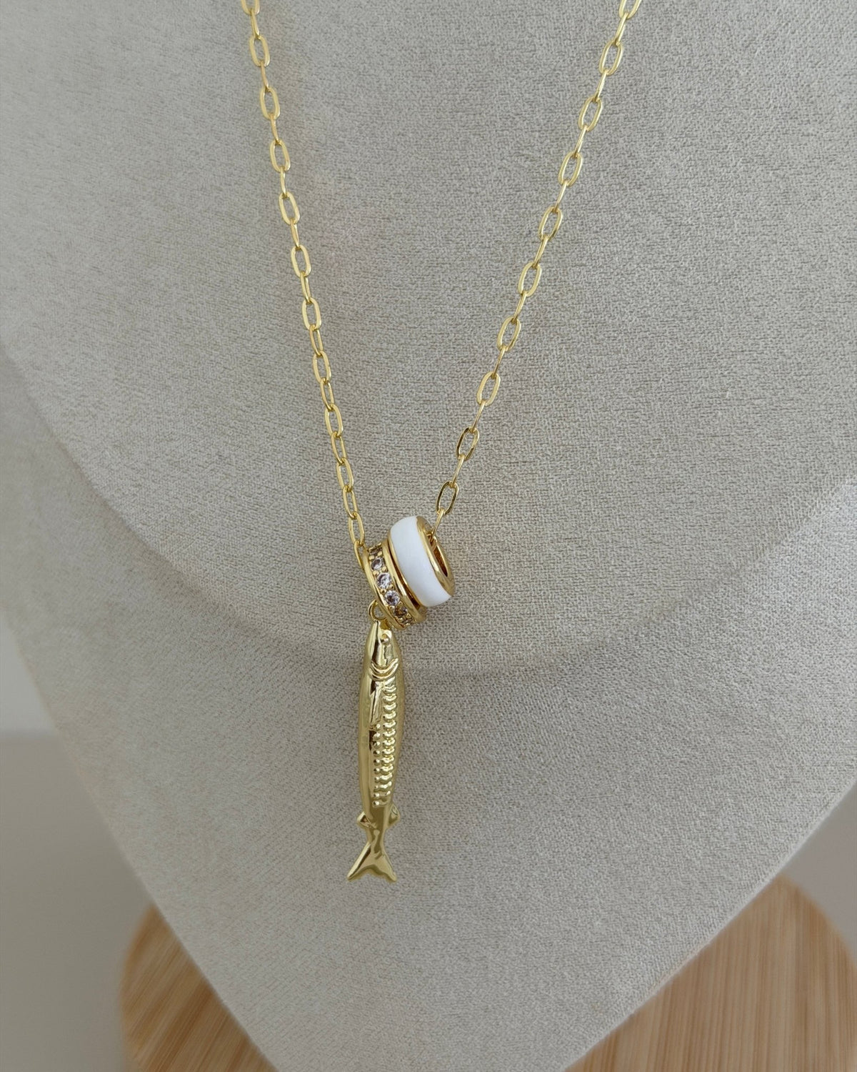 Golden Sardine Charm Necklace - Necklaces | LimaLimón Store - 3