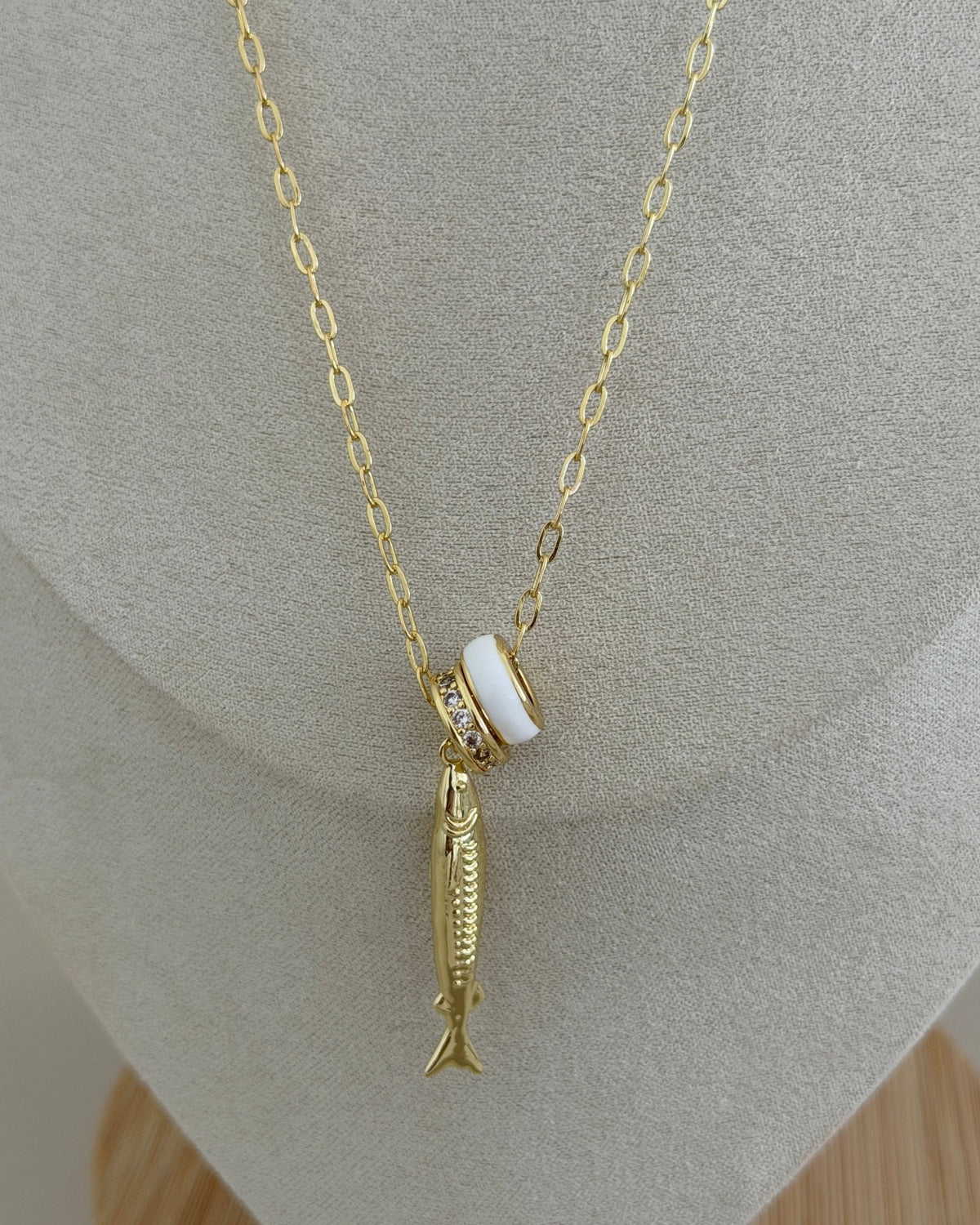 Golden Sardine Charm Necklace - Necklaces | LimaLimón Store - 5