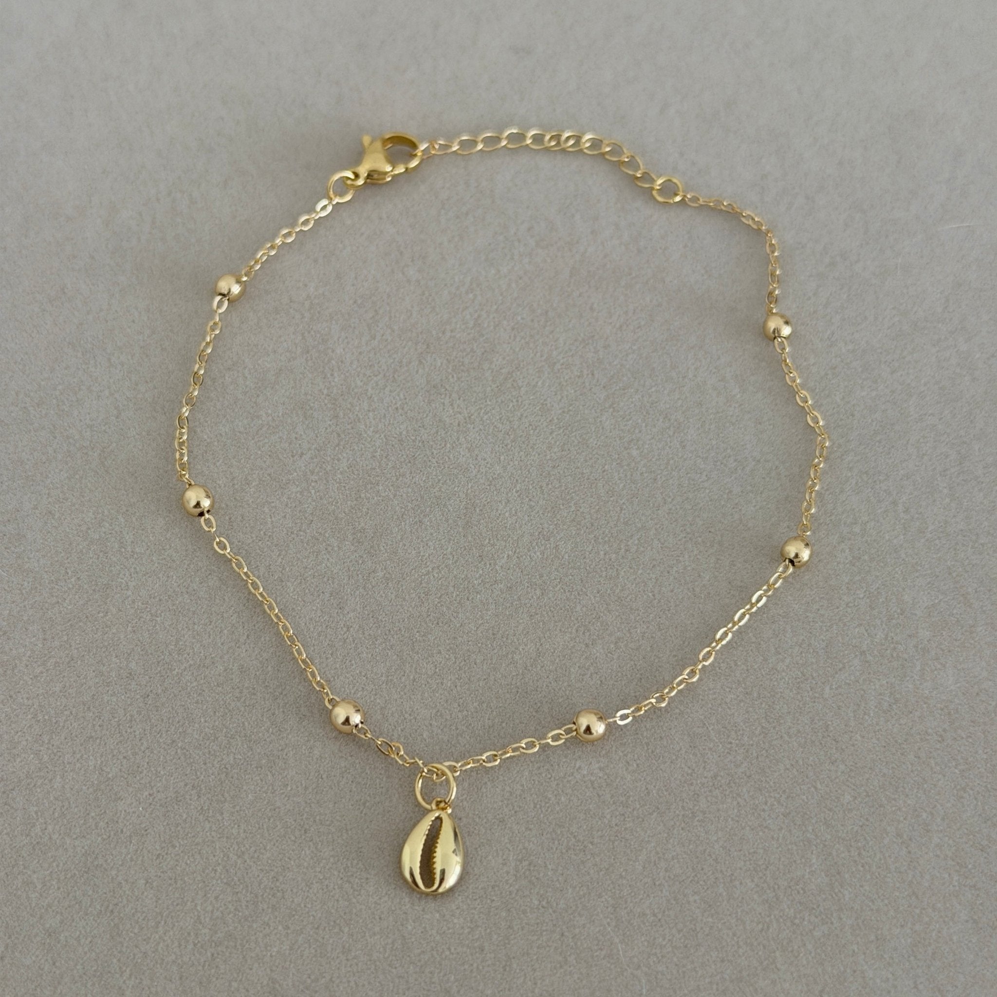 Golden Shell Anklet - Anklet | LimaLimón Store - 1