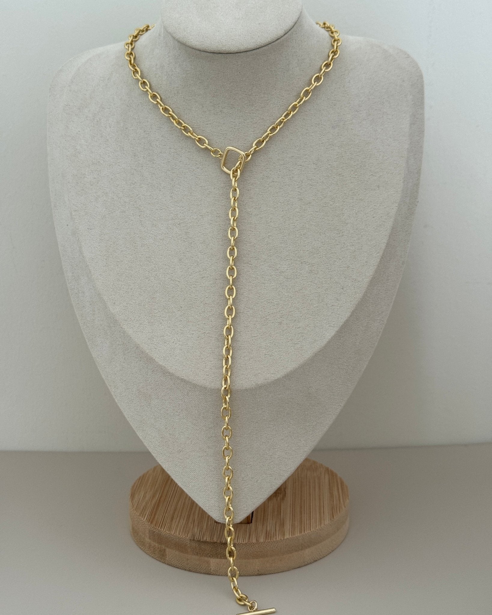 Golden Y - Chain Necklace - Necklaces | LimaLimón Store - 4