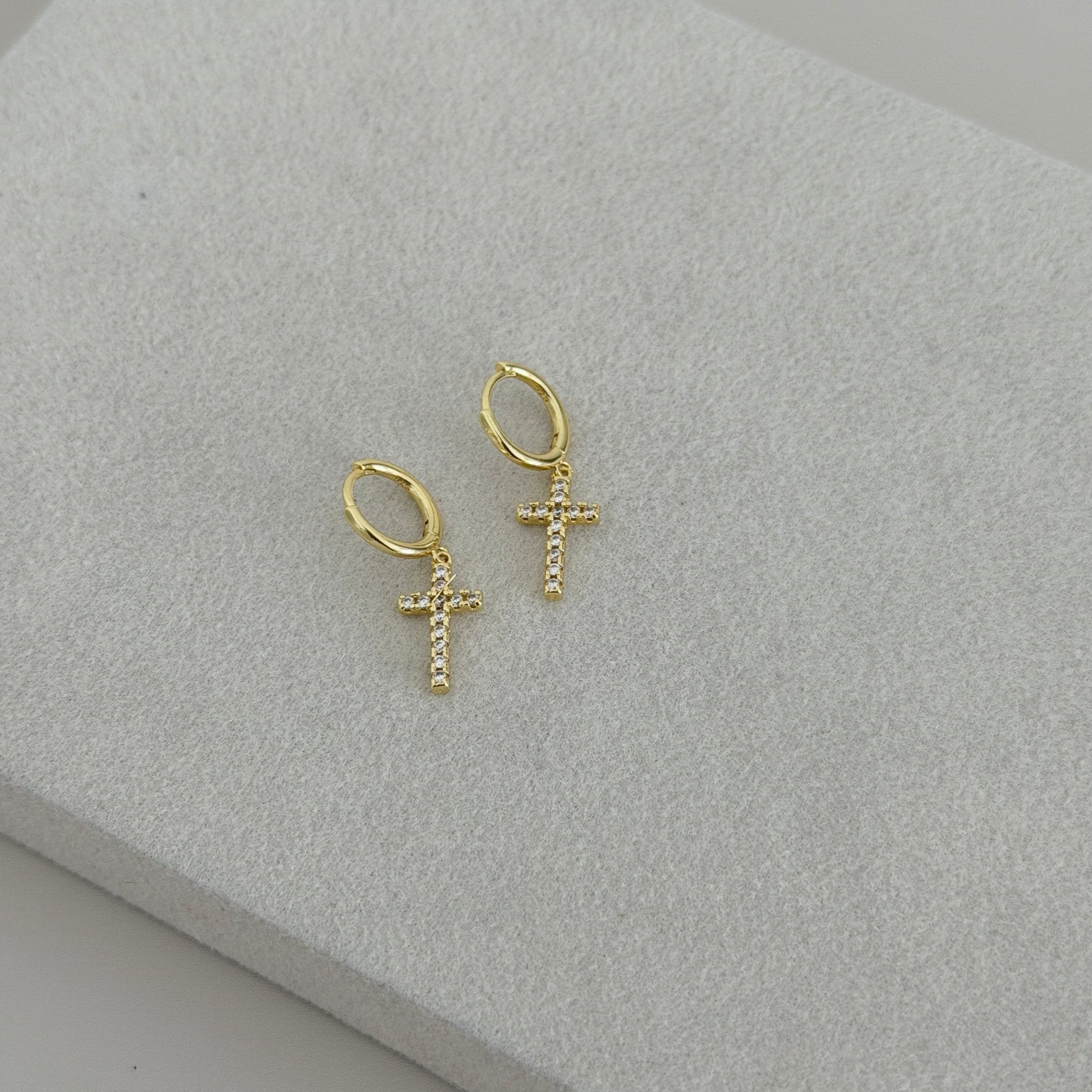 Grace Cross Huggie Earrings - Earring | LimaLimón Store - 2