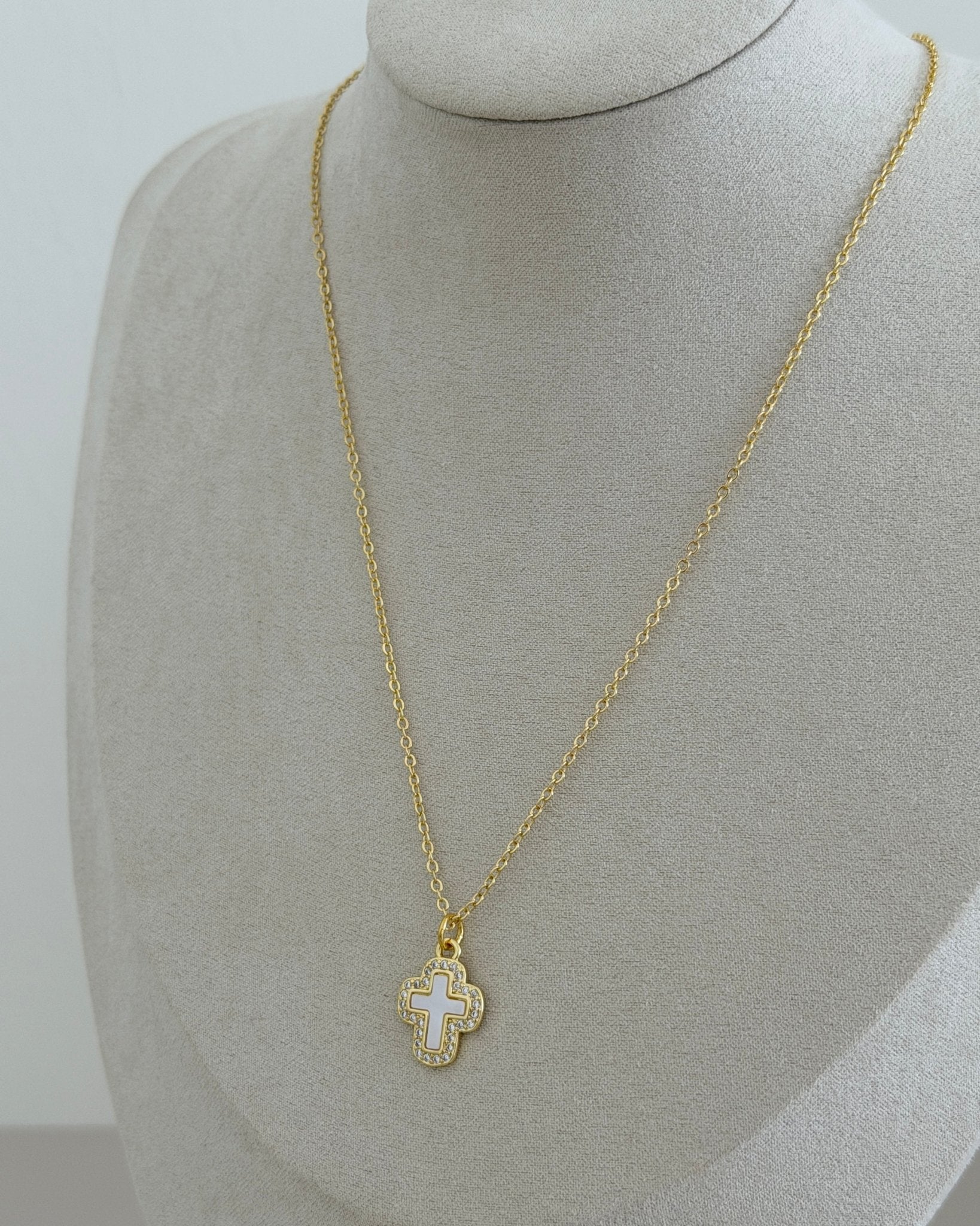 Grace Cross Necklace - Necklace | LimaLimón Store - 4