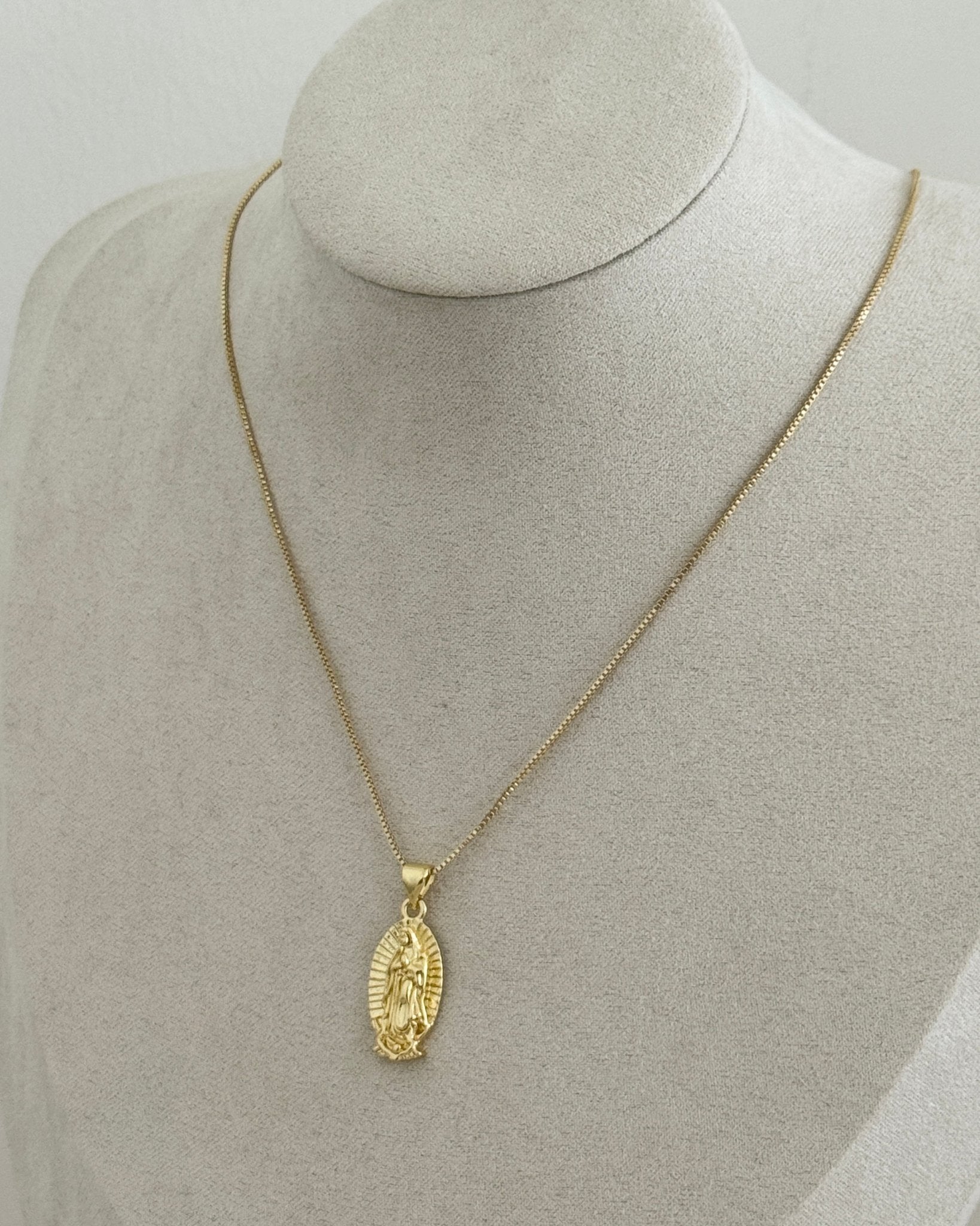 Guadalupe Pendant Necklace - Necklace | LimaLimón Store - 4