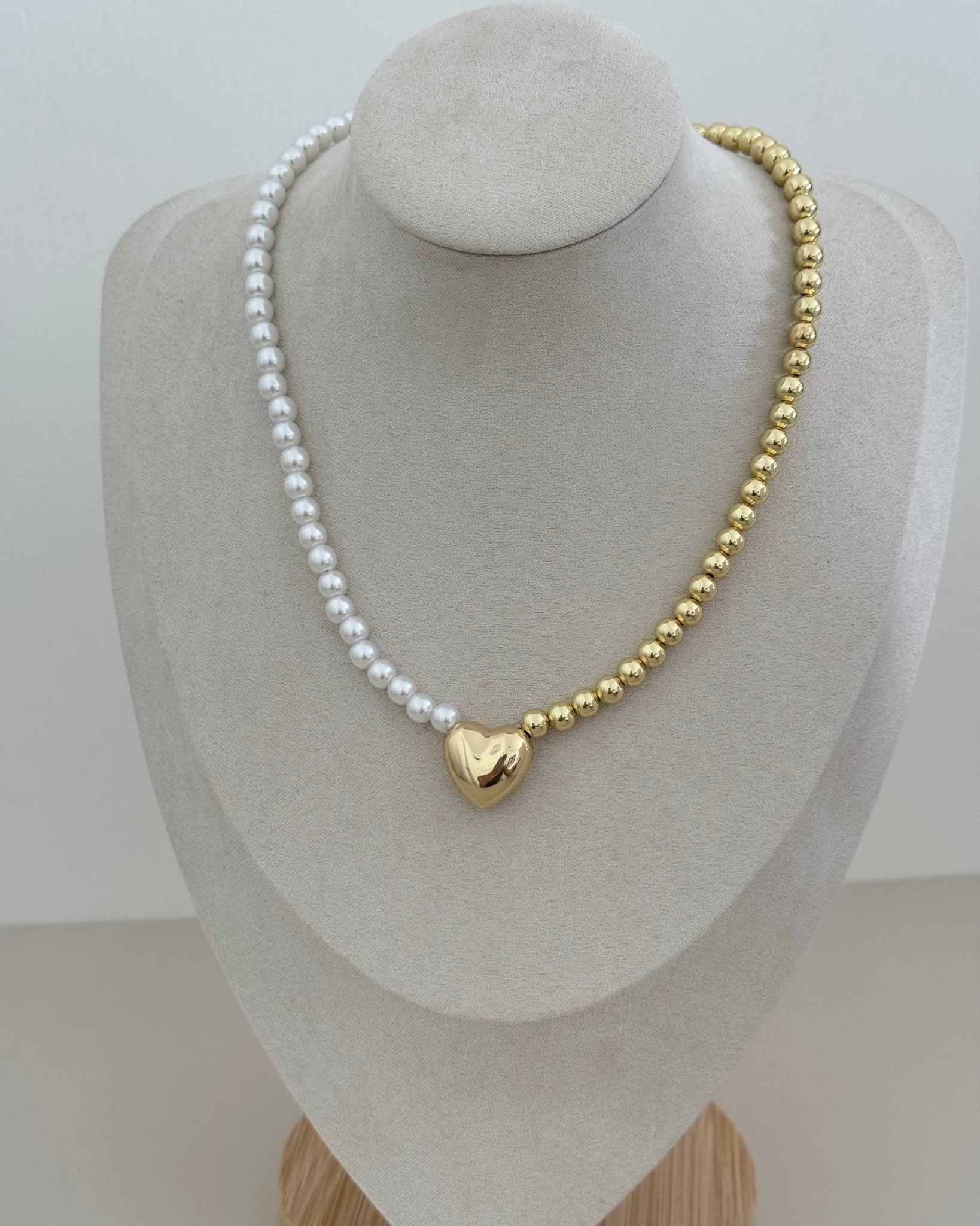 Heart Bead Necklace - LimaLimón Store