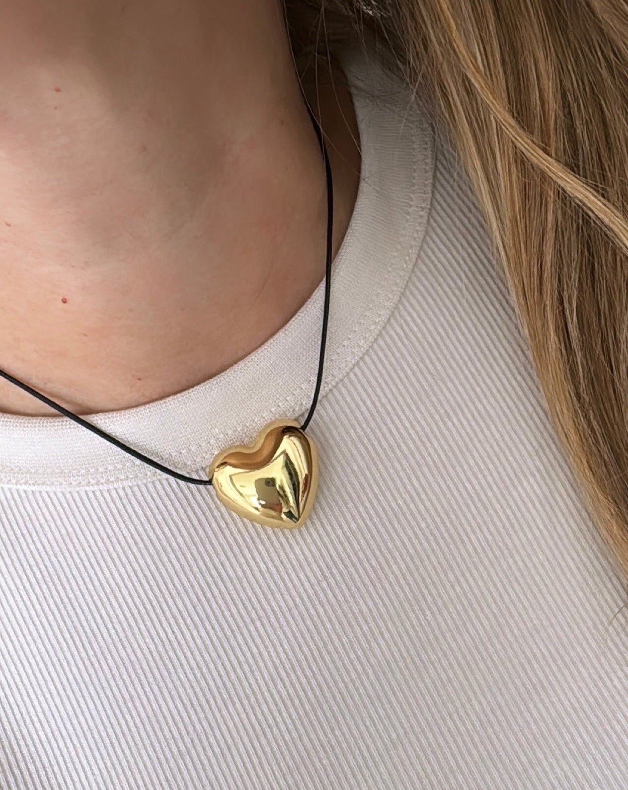 Heart Gold Cord Necklace - LimaLimón Store