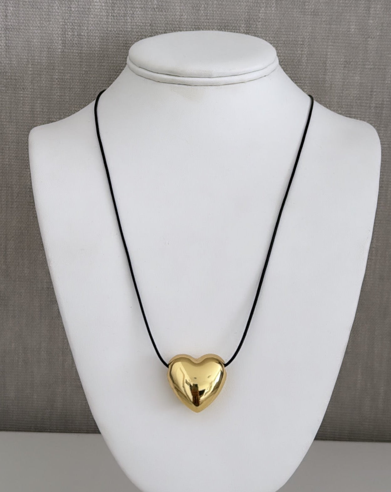Heart Gold Cord Necklace - LimaLimón Store