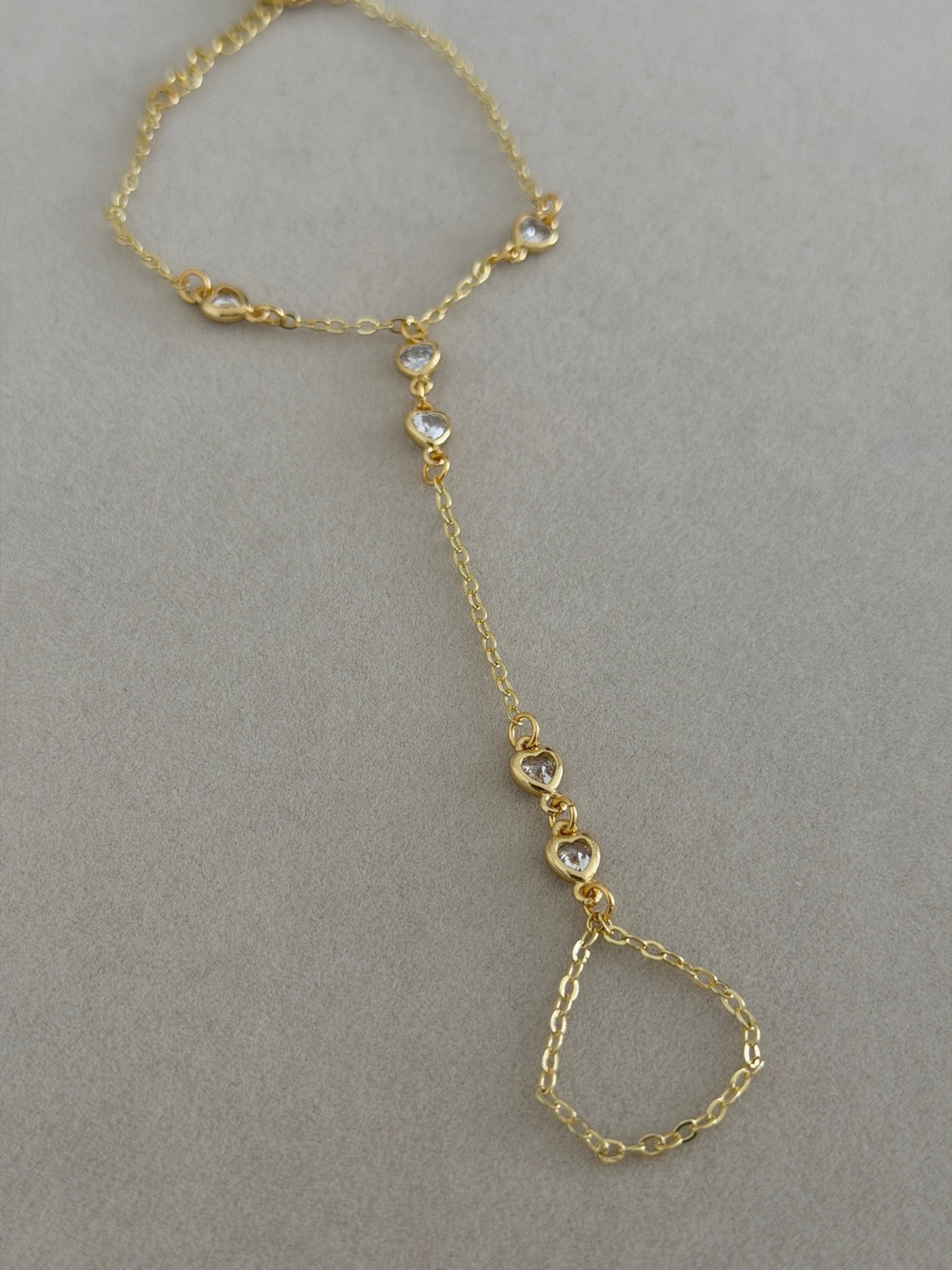 Heart Hand Chain - Bracelet | LimaLimón Store - 3
