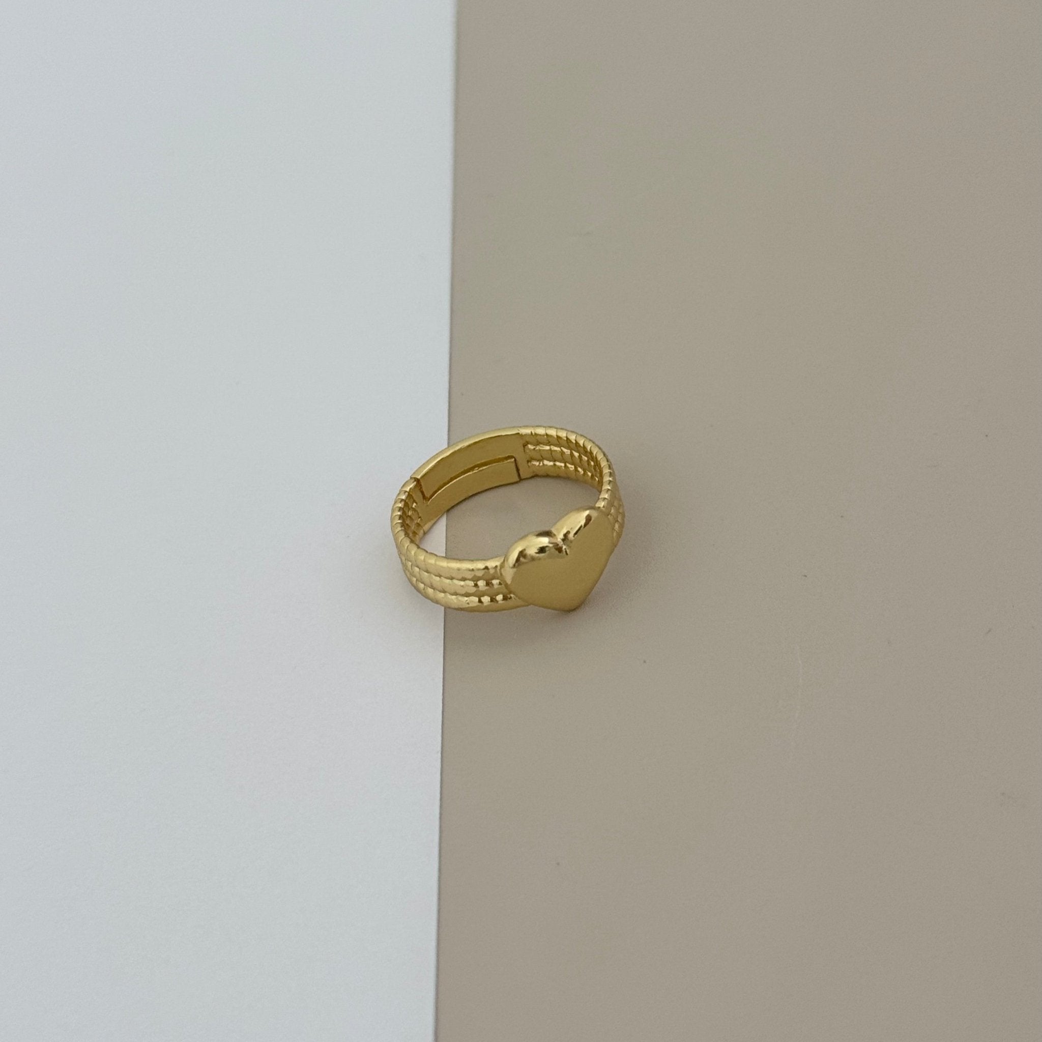 Heart Ring - ring jewelry | LimaLimón Store - 1