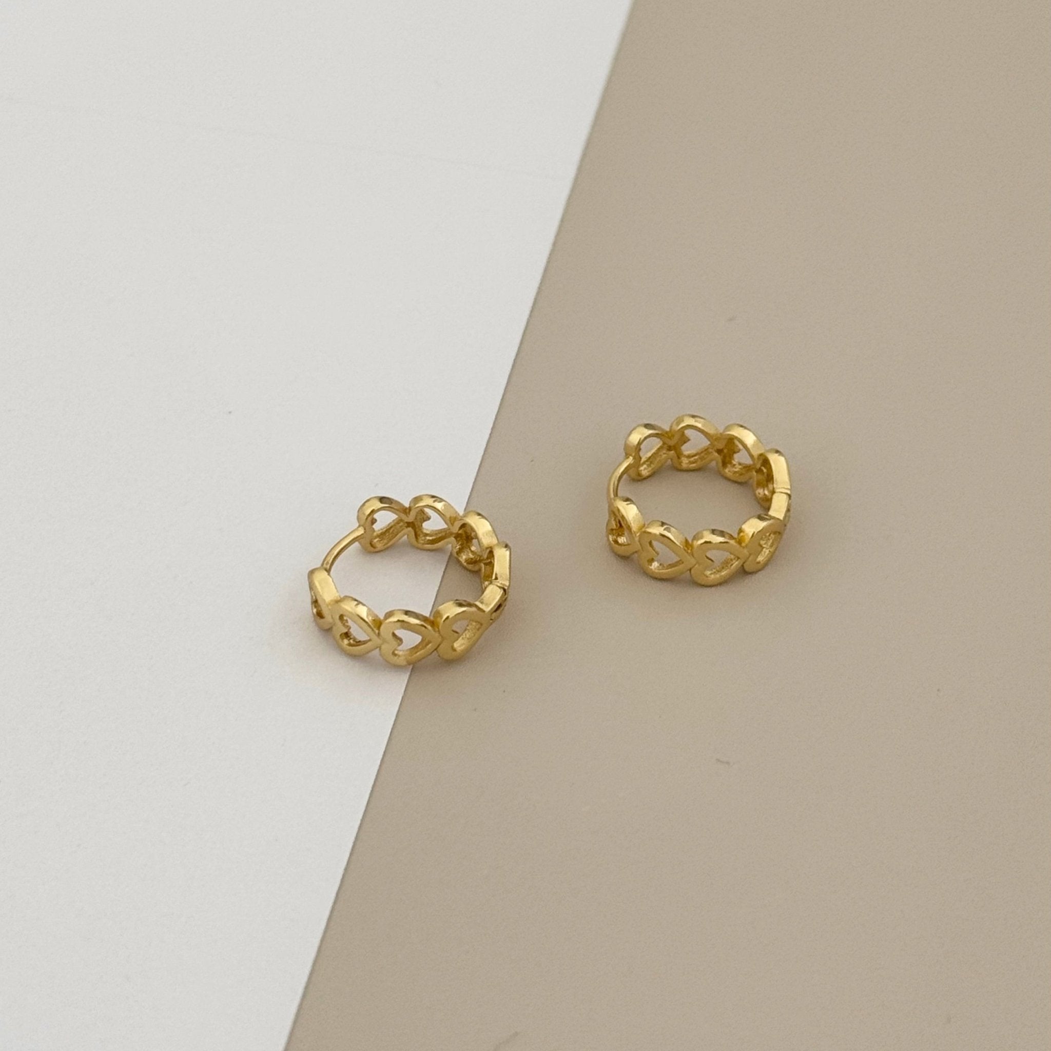 Hearts Hoops Earring - LimaLimón Store