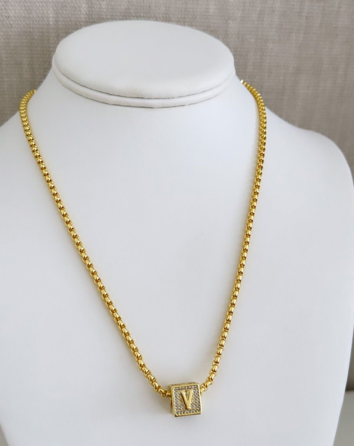 Initial Gold Necklace - LimaLimón Store