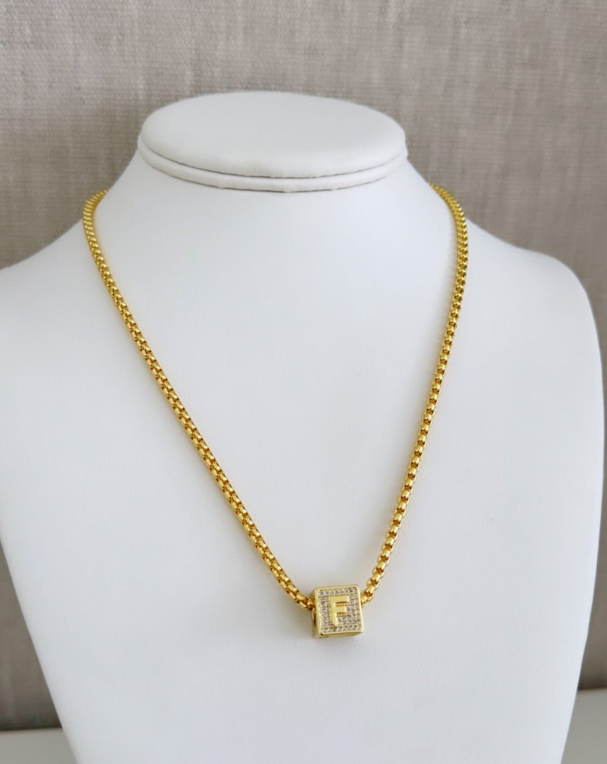Initial Gold Necklace - LimaLimón Store