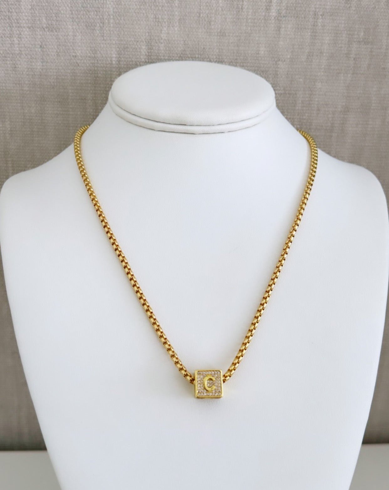 Initial Gold Necklace - LimaLimón Store