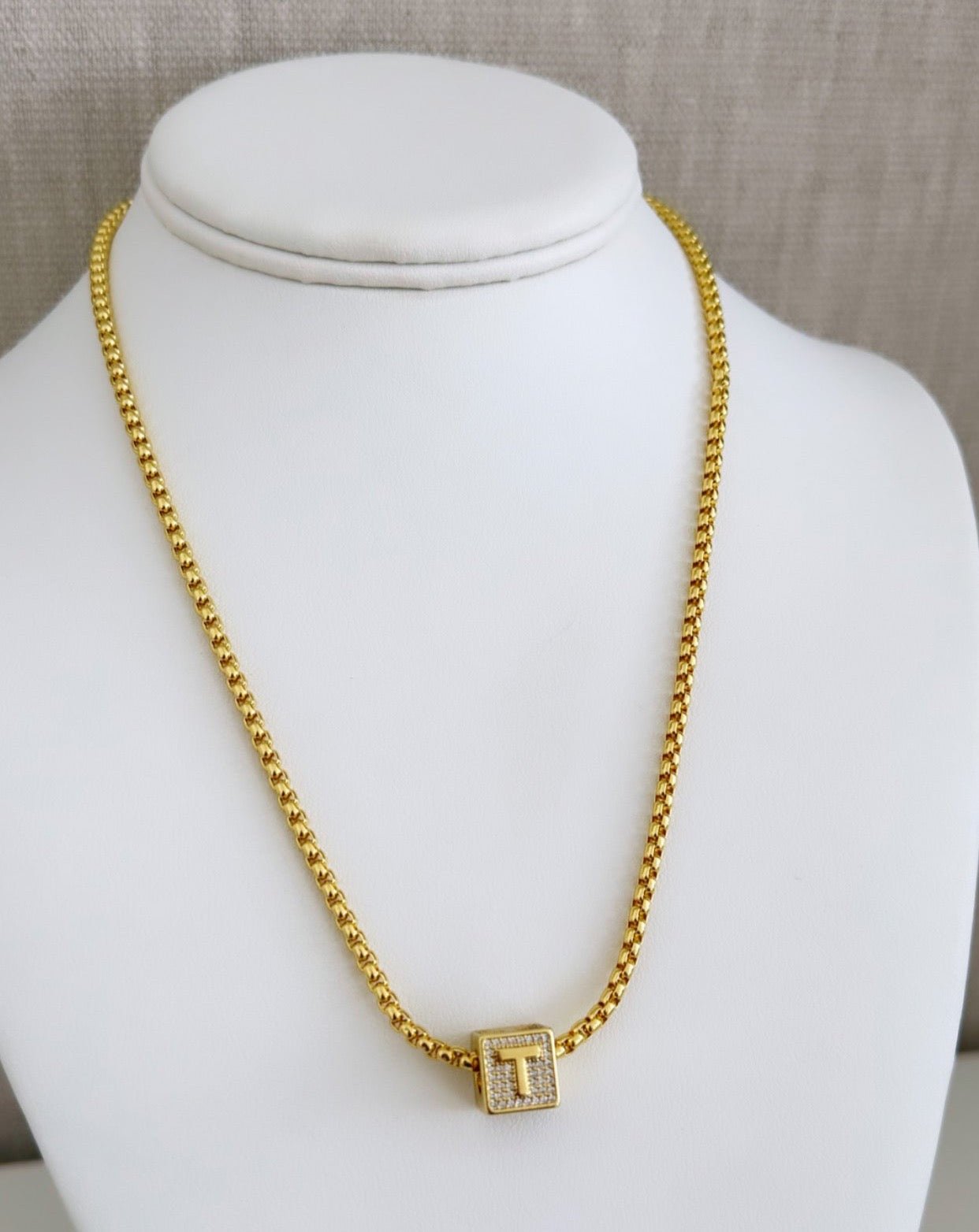 Initial Gold Necklace - LimaLimón Store