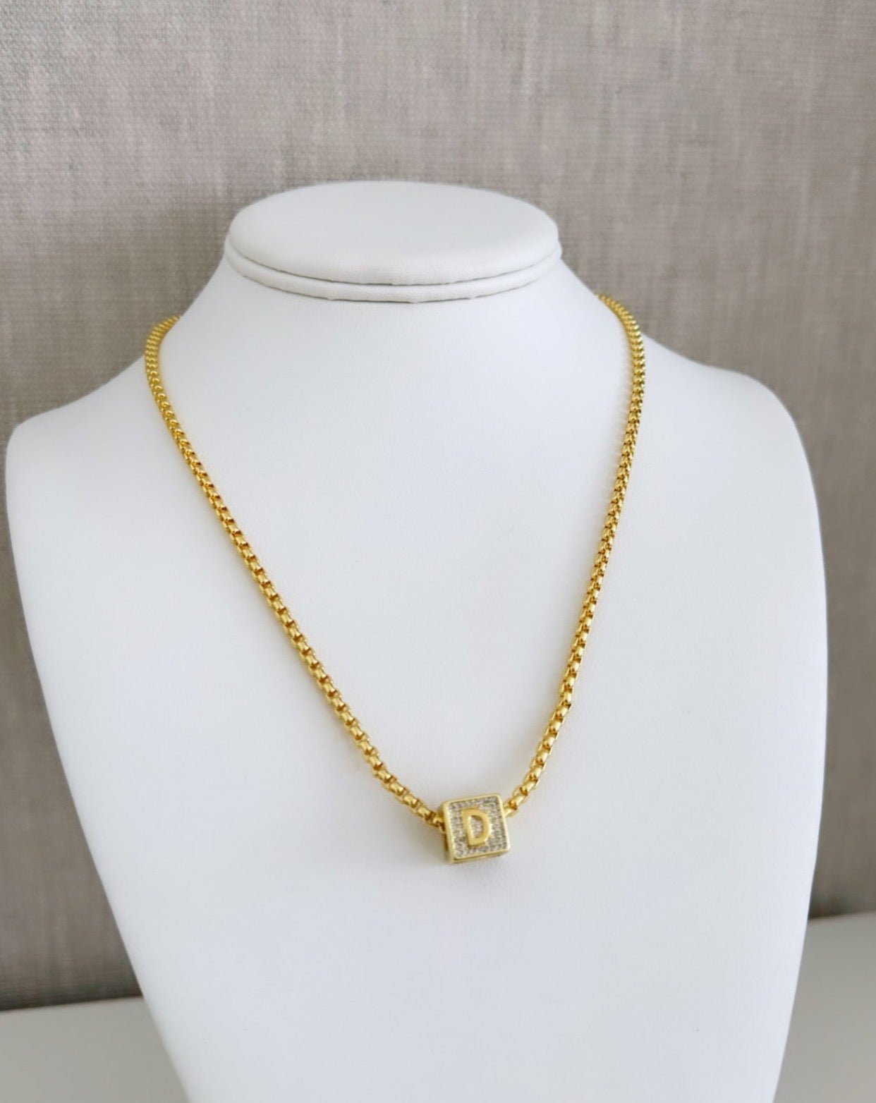 Initial Gold Necklace - LimaLimón Store