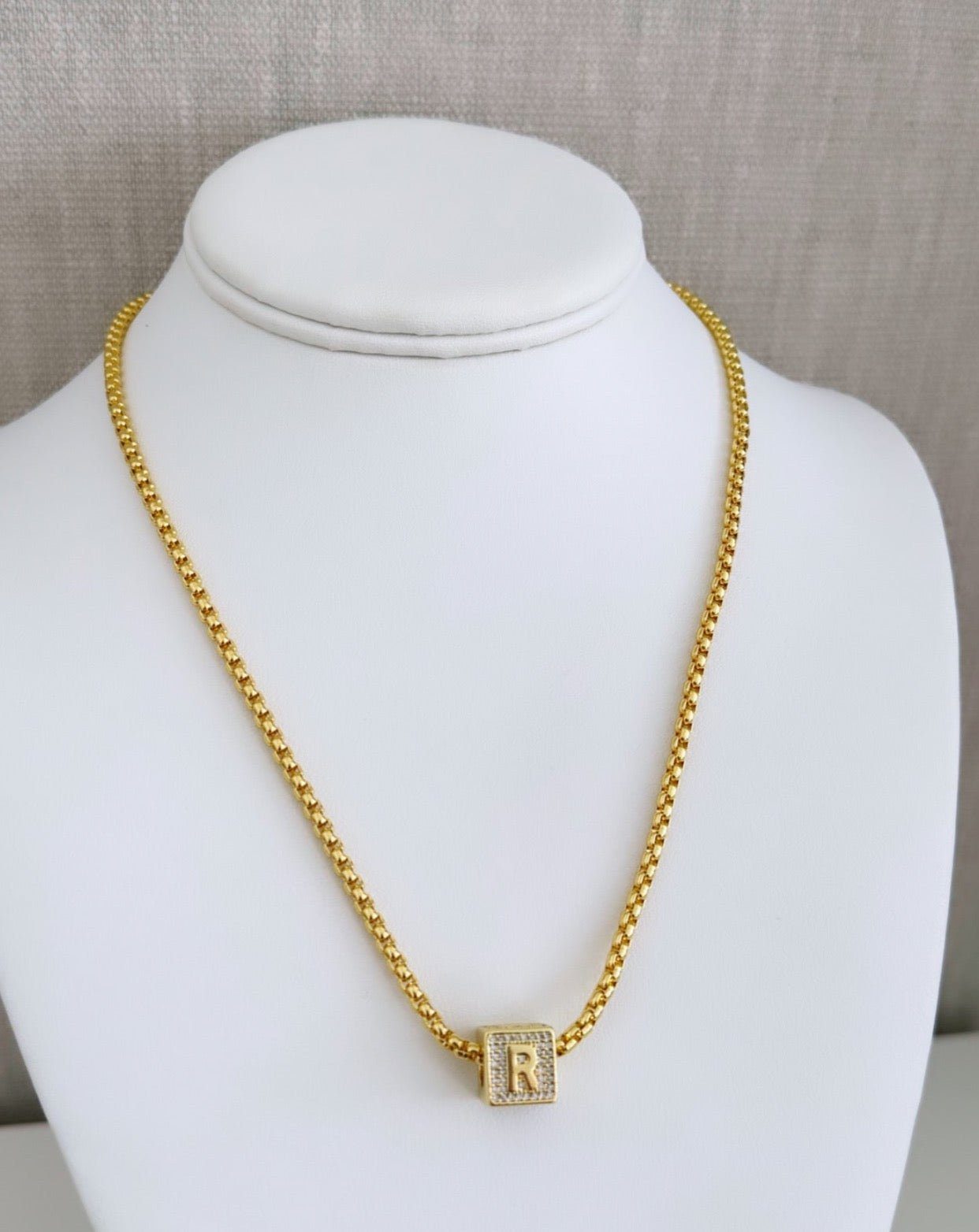 Initial Gold Necklace - LimaLimón Store