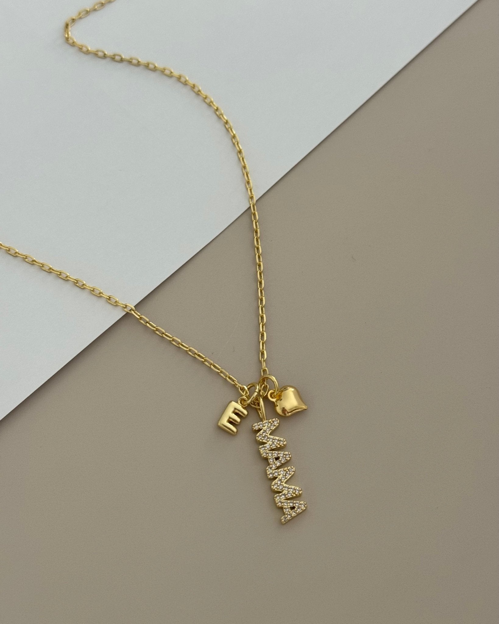 Initial Mama Necklace - LimaLimón Store