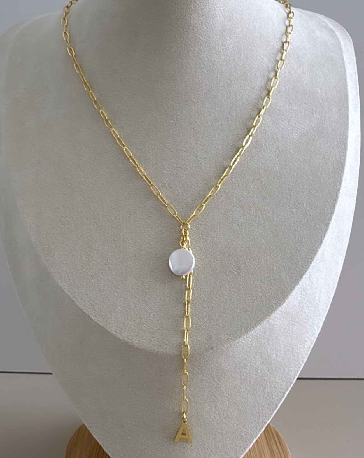 Initial Pearl Necklace - LimaLimón Store