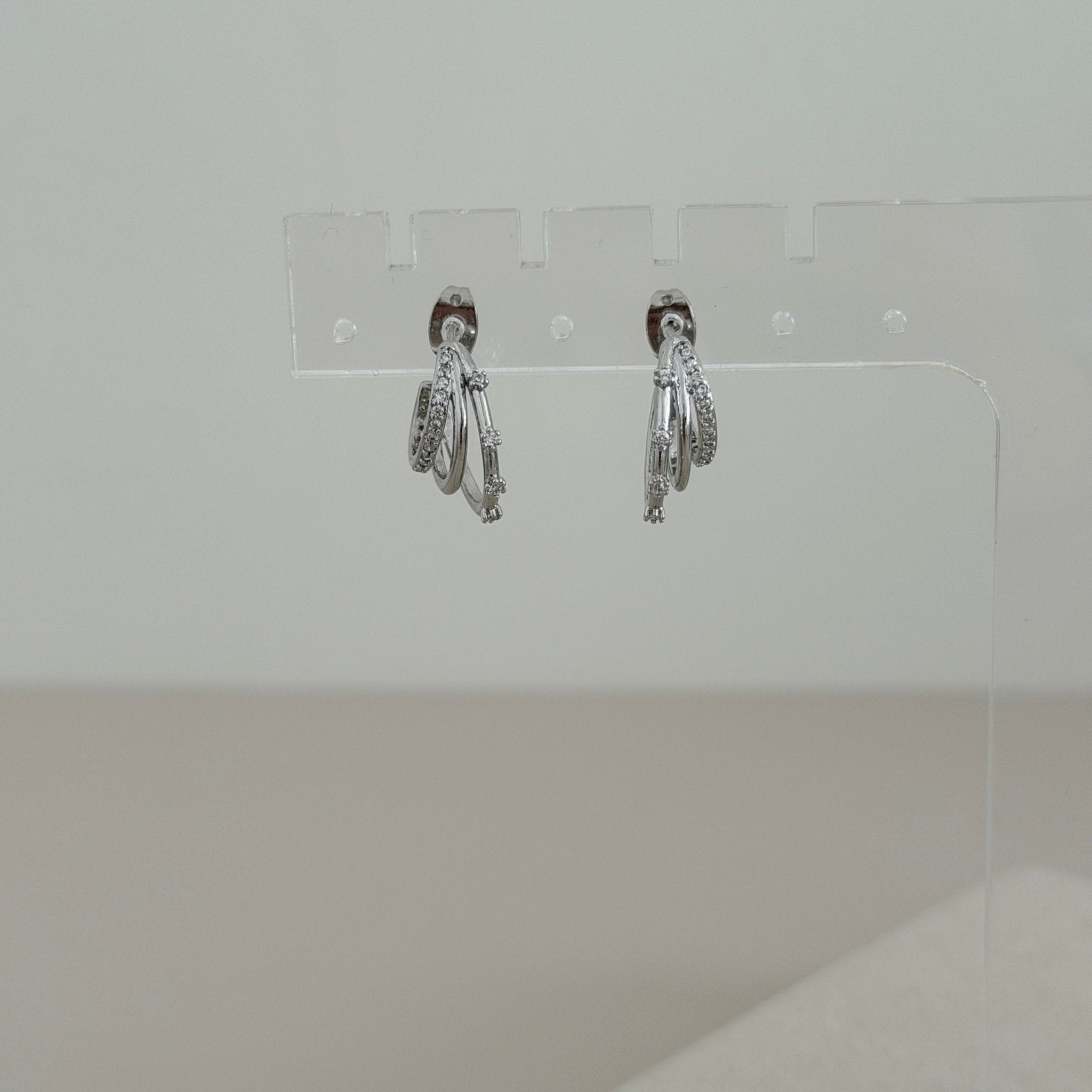 Layered Shine Huggie Earrings - Earring | LimaLimón Store - 4