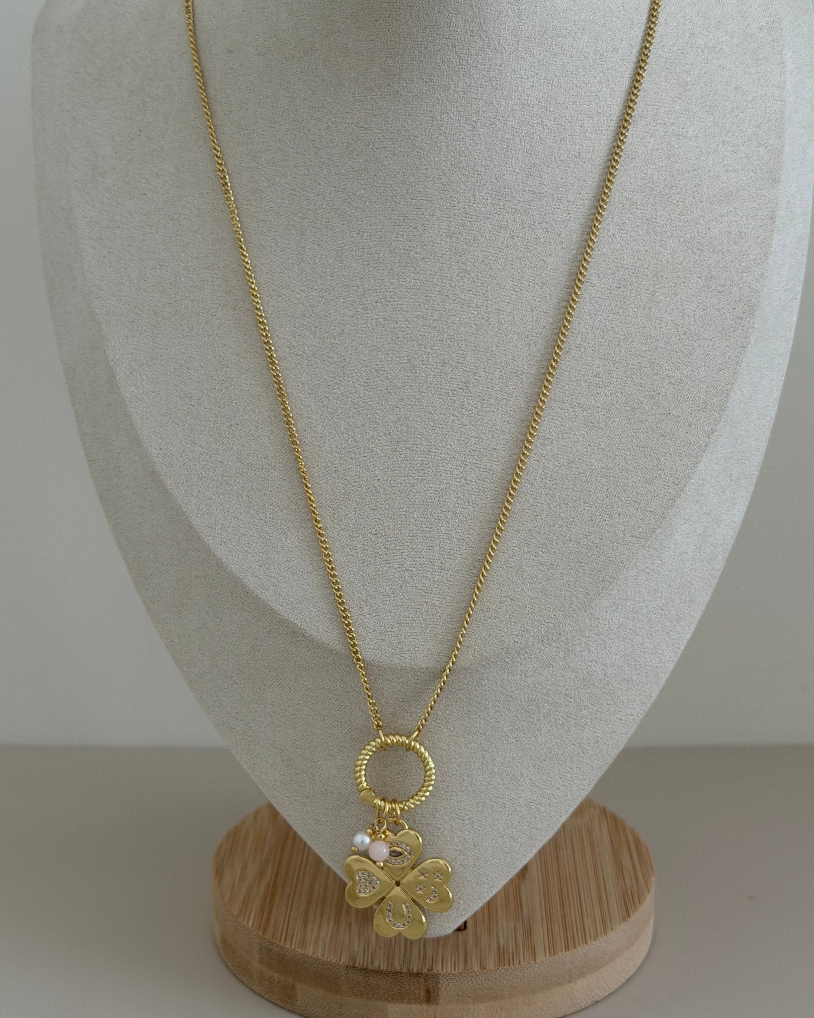 Lucky Clover Charm Necklace - Necklace | LimaLimón Store - 4