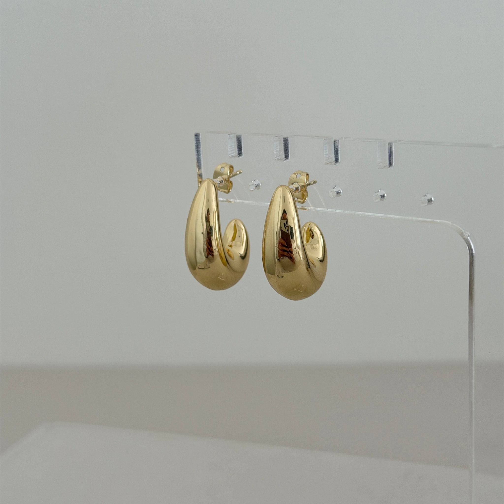 Luna Gold Hoop Earrings - Earring | LimaLimón Store - 3