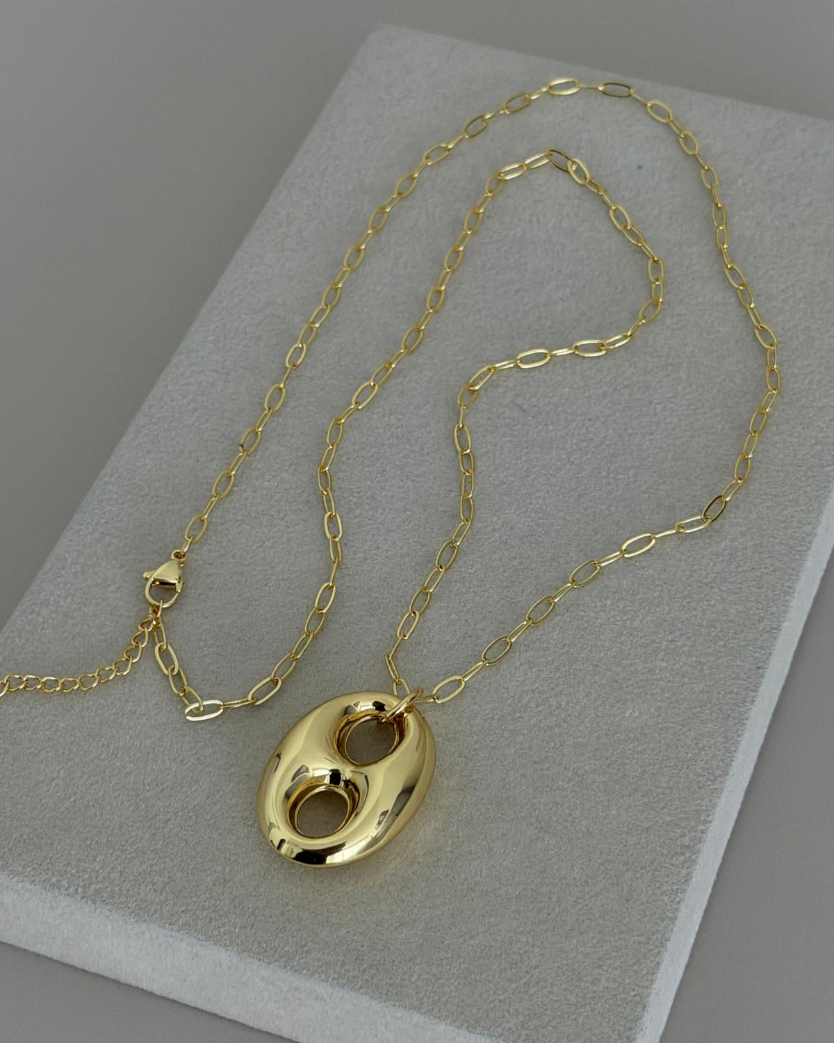 Luna Gold Pendant Necklace - Necklace | LimaLimón Store - 1