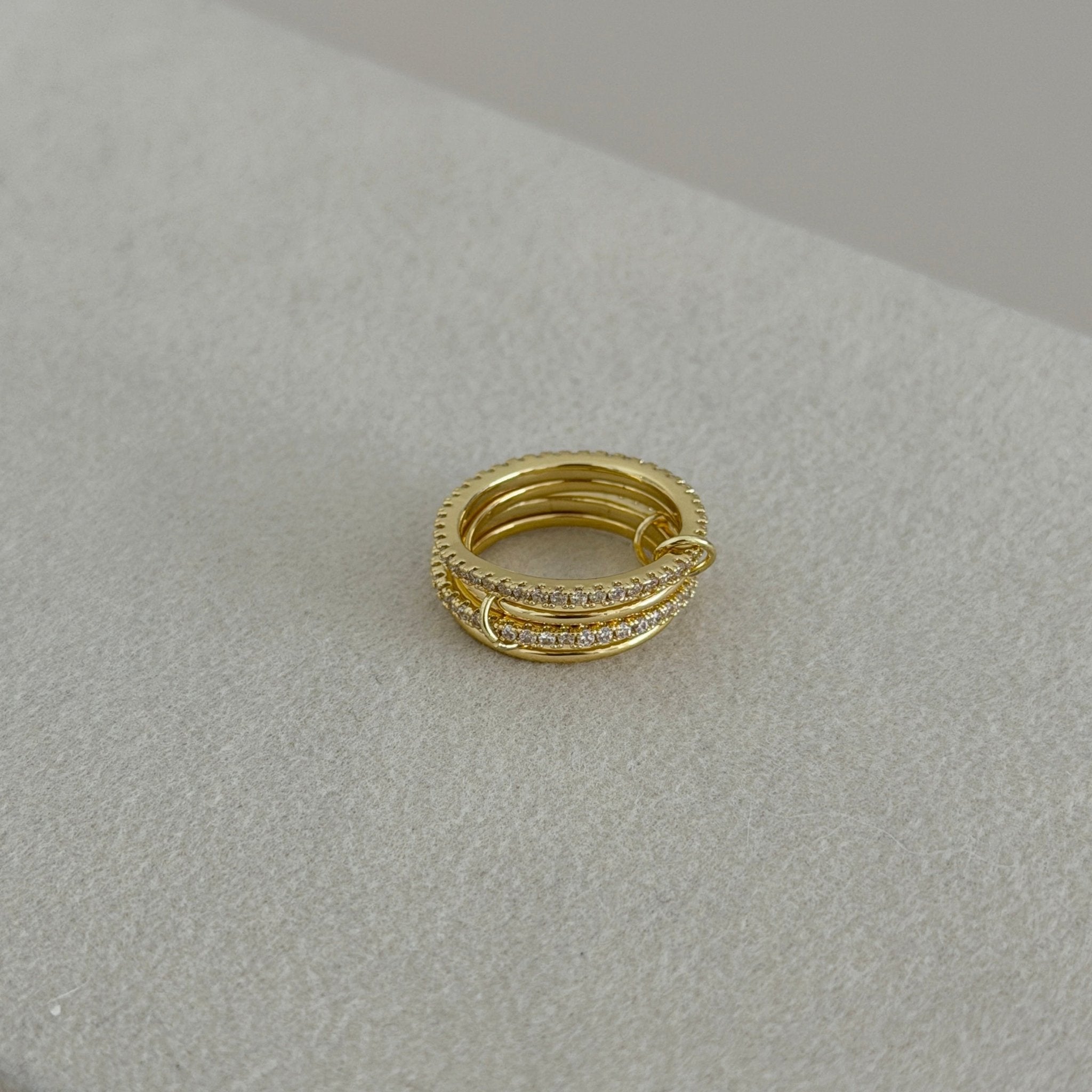 Luxe Crystal Stacking Ring – Size 6 - ring jewelry | LimaLimón Store - 1