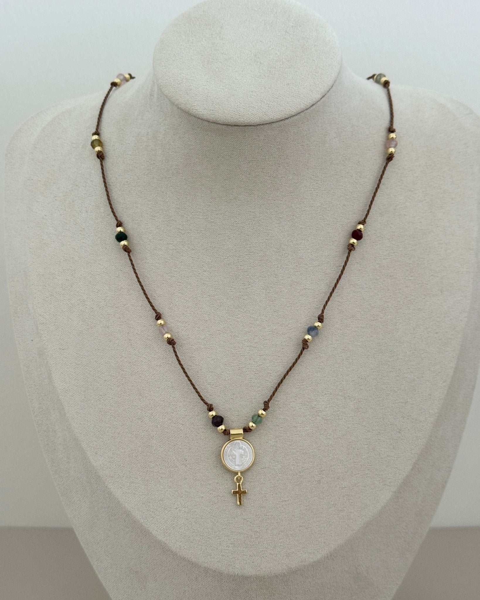 Medal Cord Necklace with Cross - Necklace | LimaLimón Store - 3