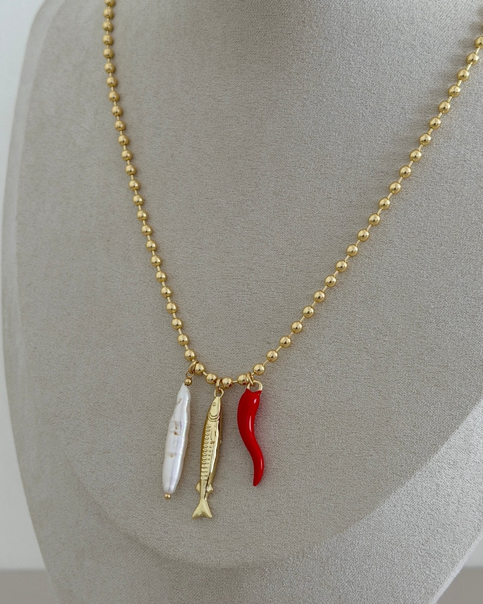 Mediterranean Charm Necklace - Necklace | LimaLimón Store - 2