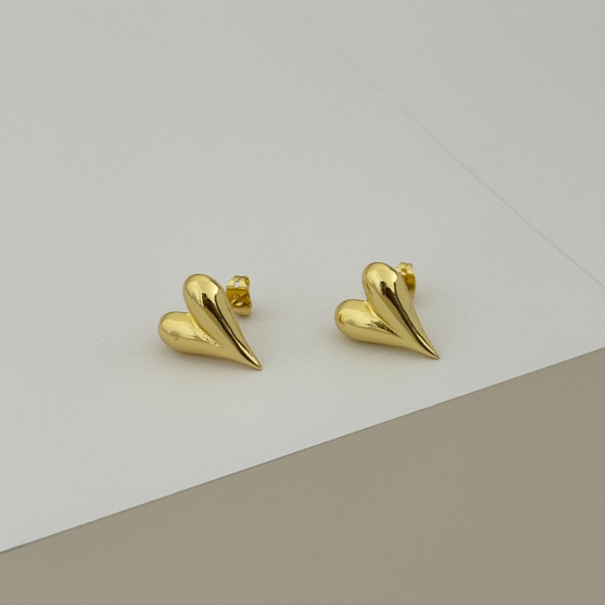 Melted Heart Studs - Earring | LimaLimón Store - 1