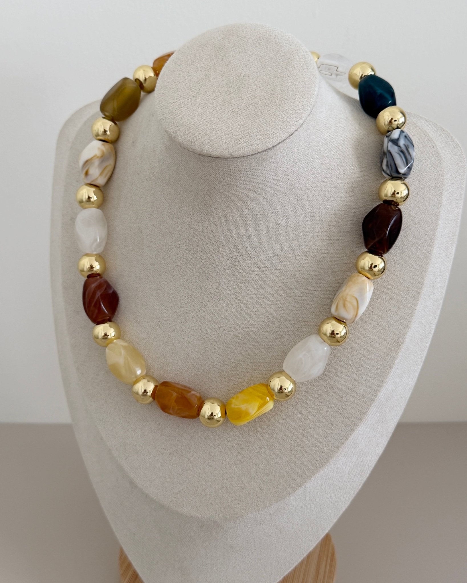 Mixed Bead Gold Plated Necklace - Necklace | LimaLimón Store - 2