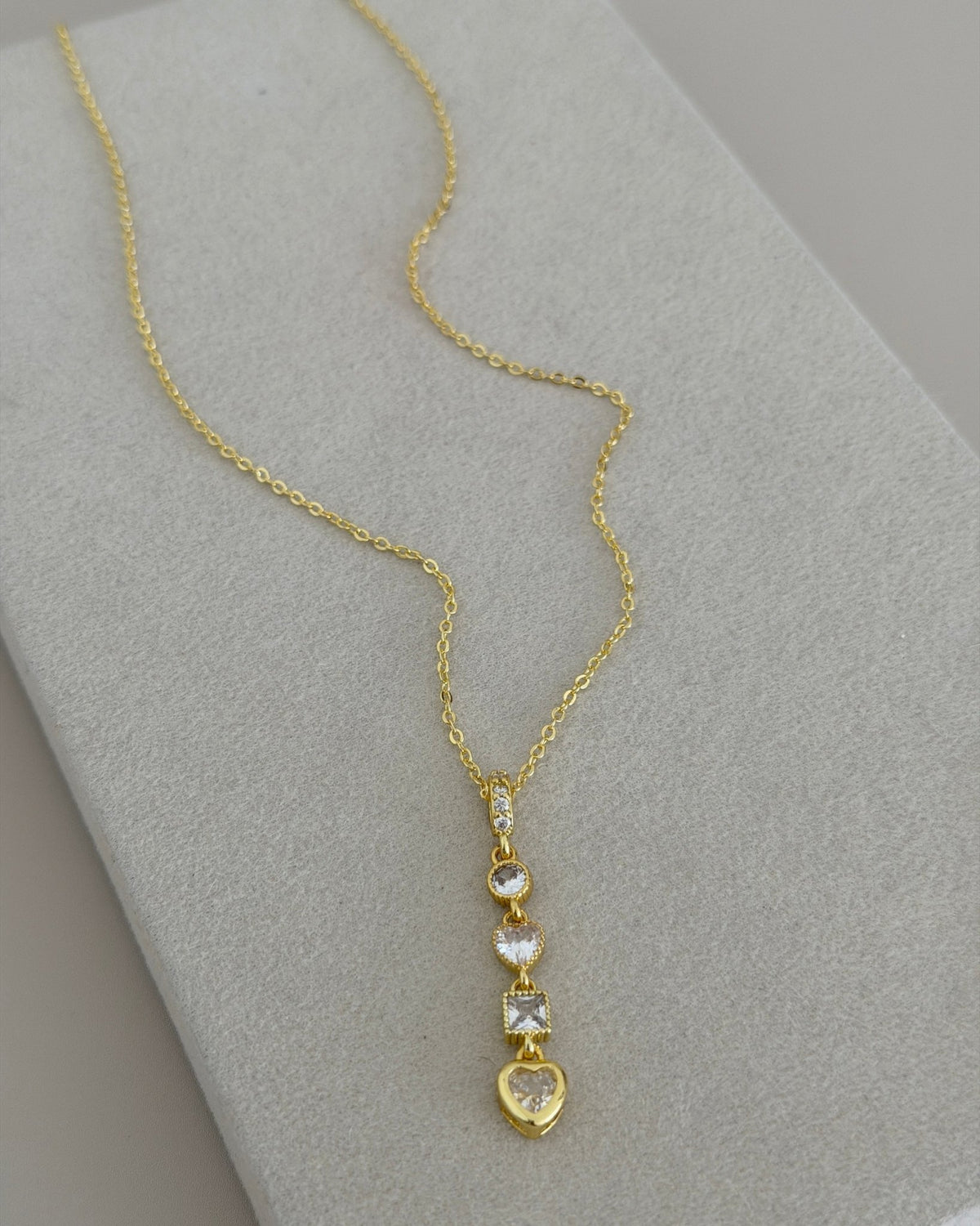 Mixed Shape Crystal Drop Necklace - Necklaces | LimaLimón Store - 1