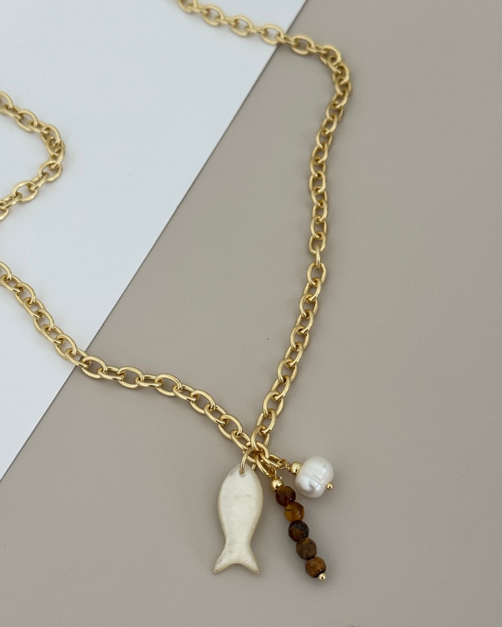Nacre Fish & Pearl Charm Long Necklace - Necklaces | LimaLimón Store - 5