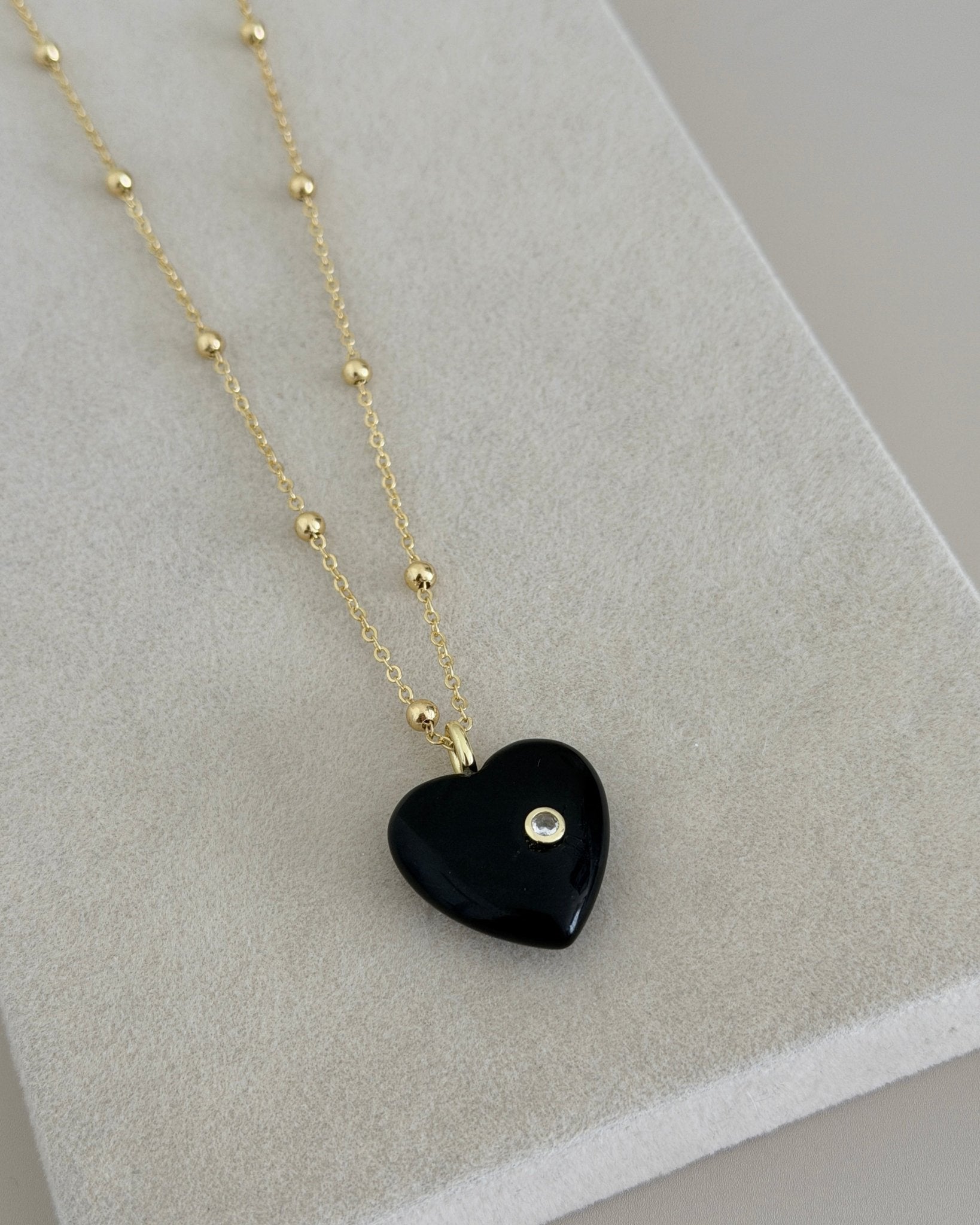 Natural Stone Heart Necklace - Necklace | LimaLimón Store - 5