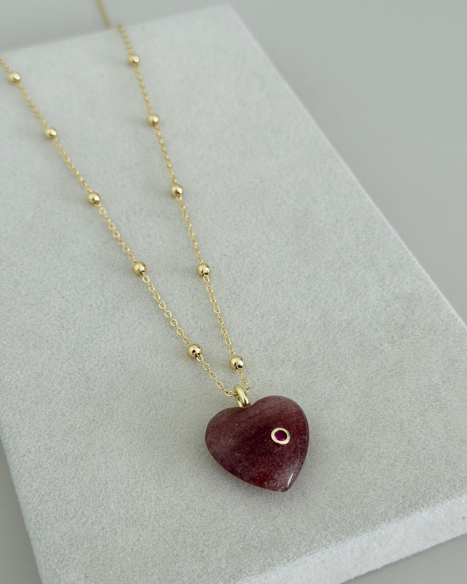 Natural Stone Heart Necklace - Necklace | LimaLimón Store - 2