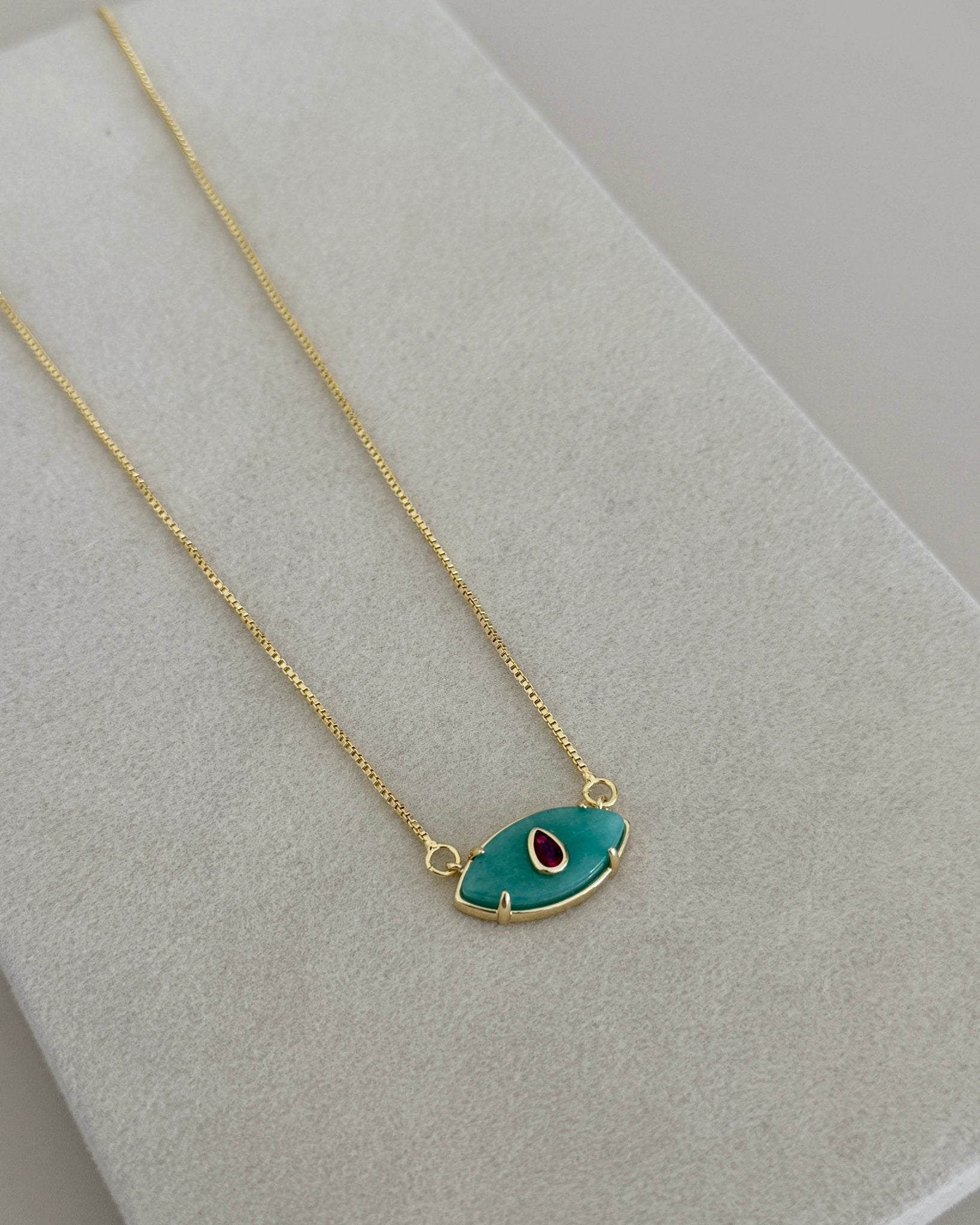 Oval Evil Eye Gold Plated Necklace - Necklace | LimaLimón Store - 3