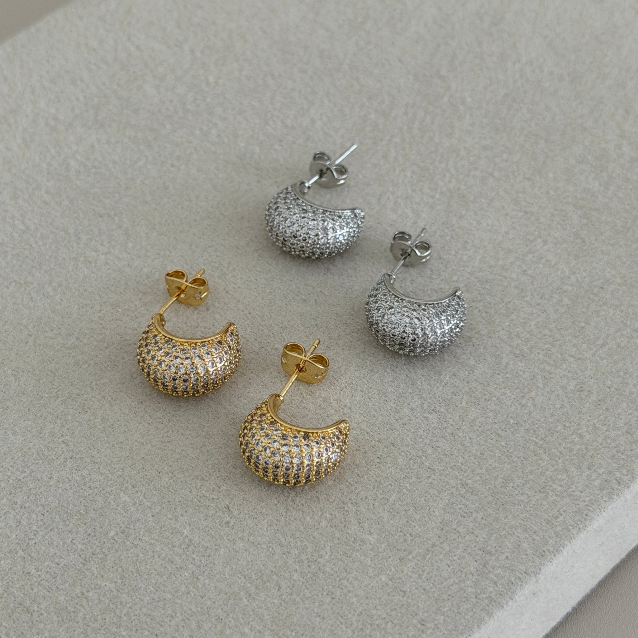 Pavé Mini Hoop Earrings - Earring | LimaLimón Store - 3