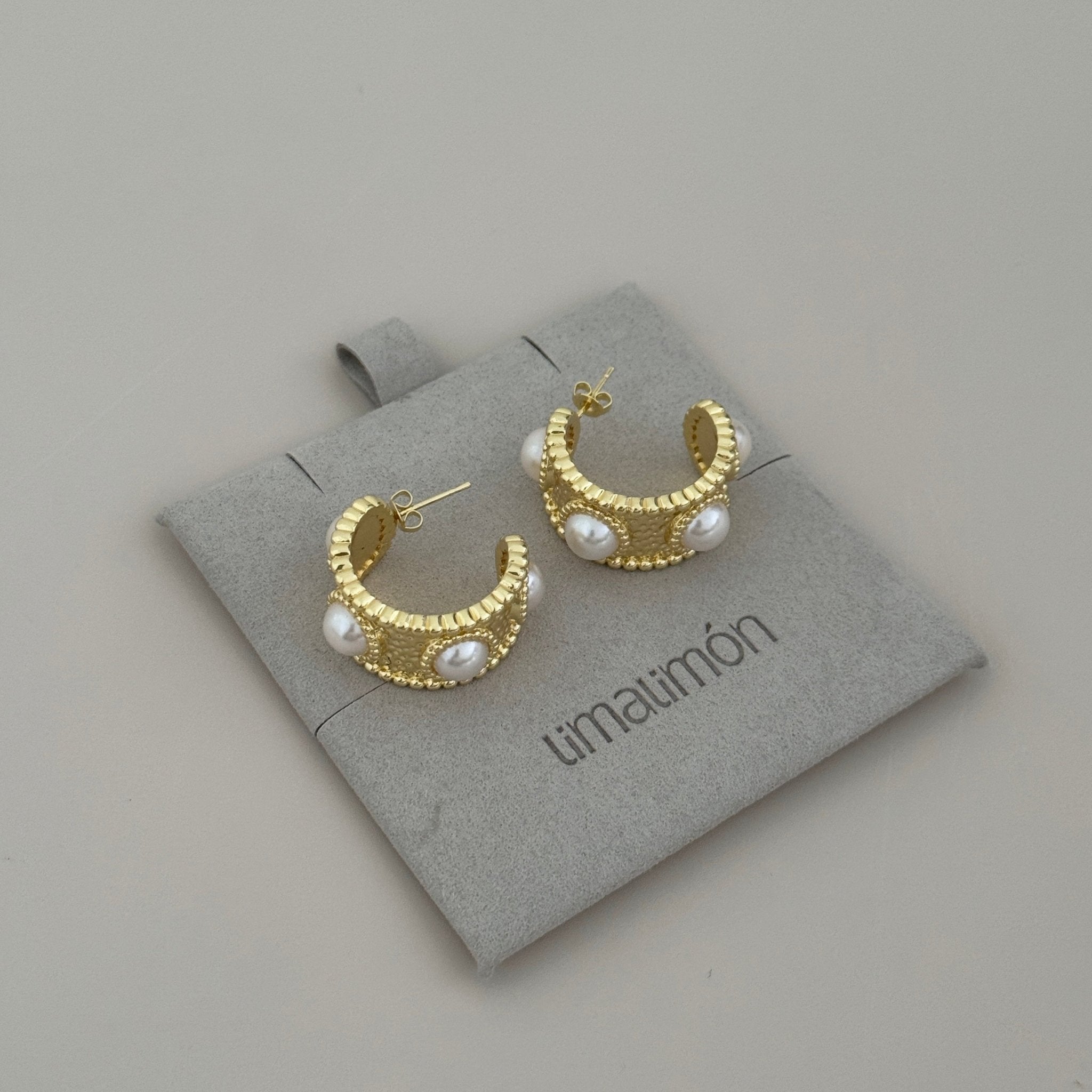 Pearl Beaded Hoop Earrings - Earring | LimaLimón Store - 1