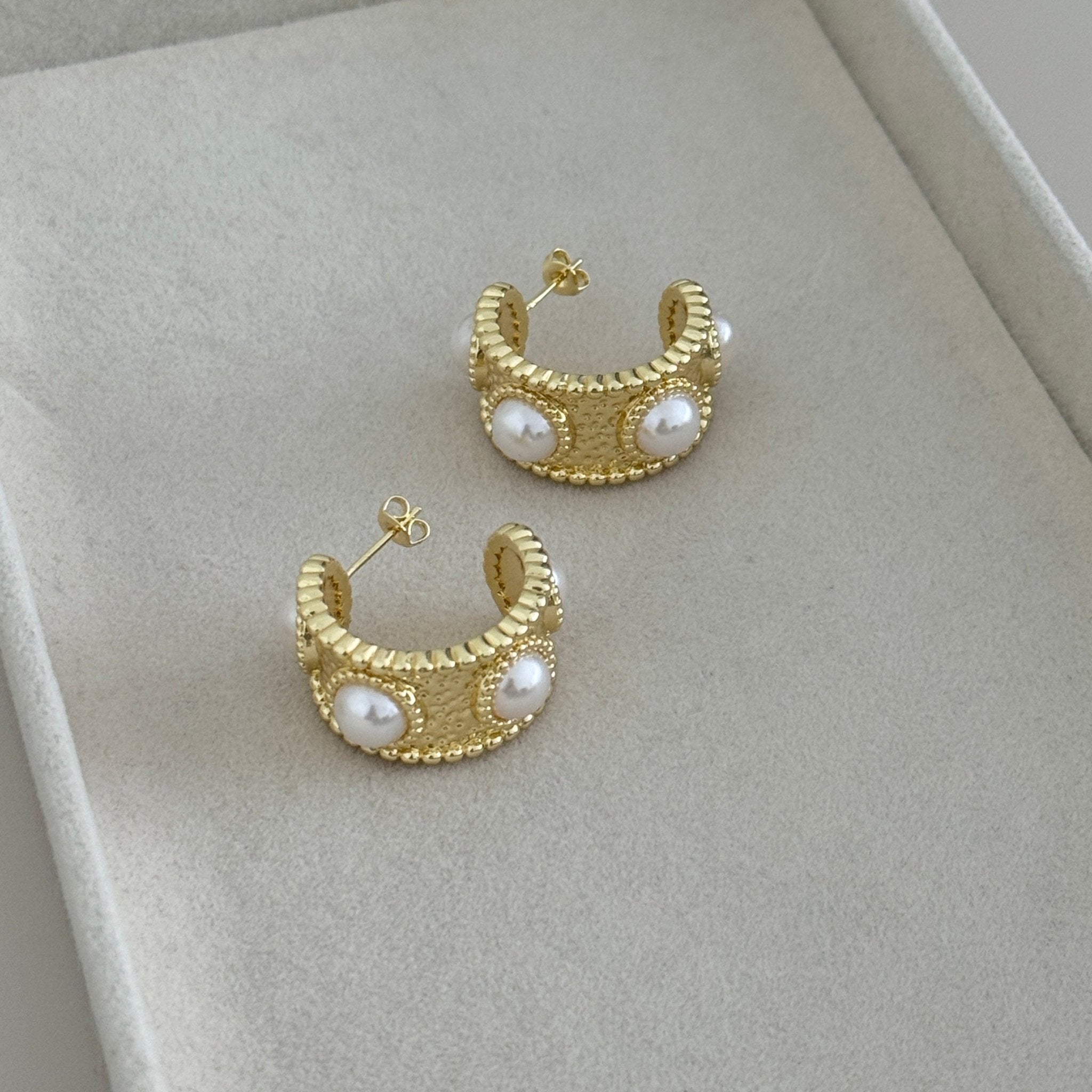 Pearl Beaded Hoop Earrings - Earring | LimaLimón Store - 4