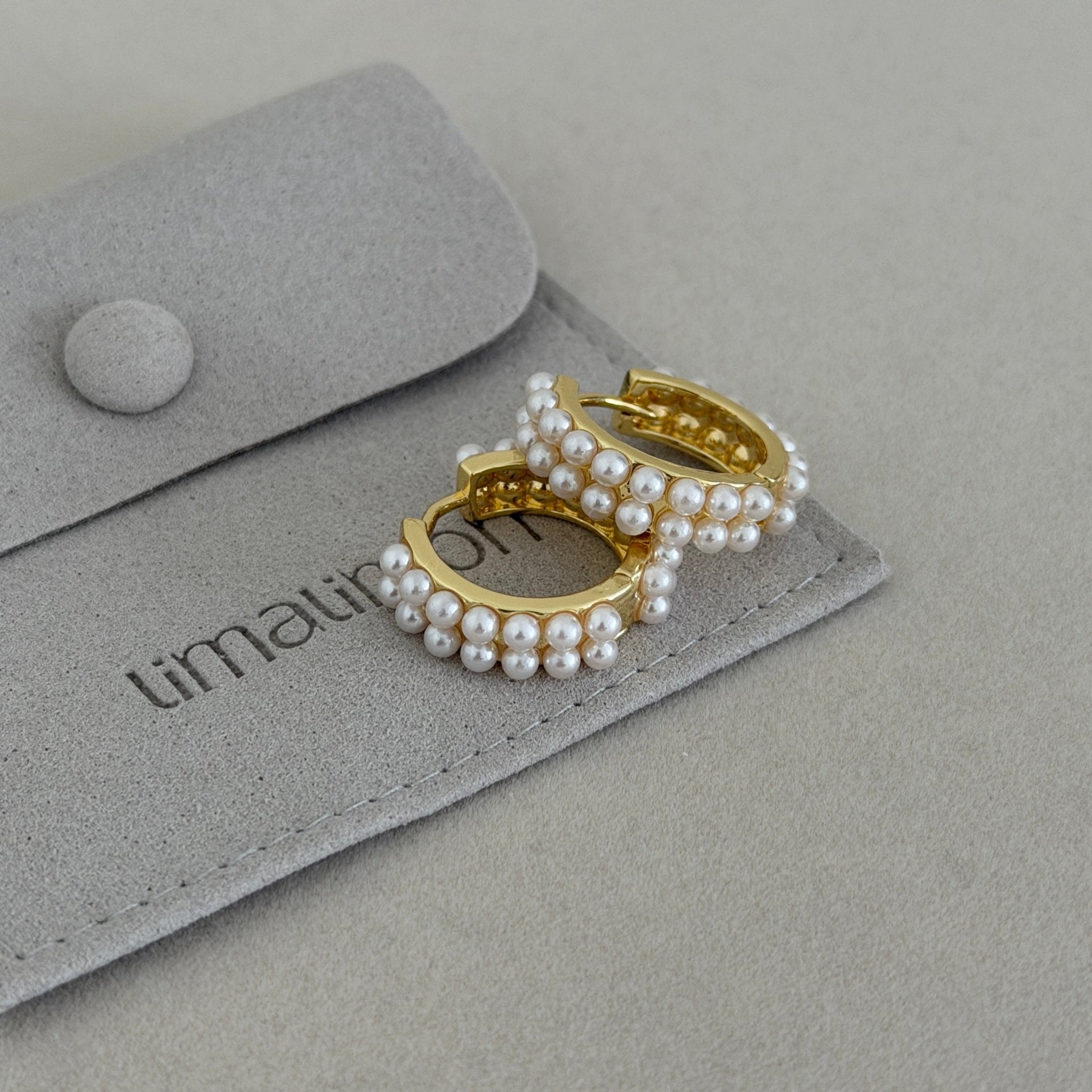 Pearl Mini Hoop Earrings - Earring | LimaLimón Store - 2