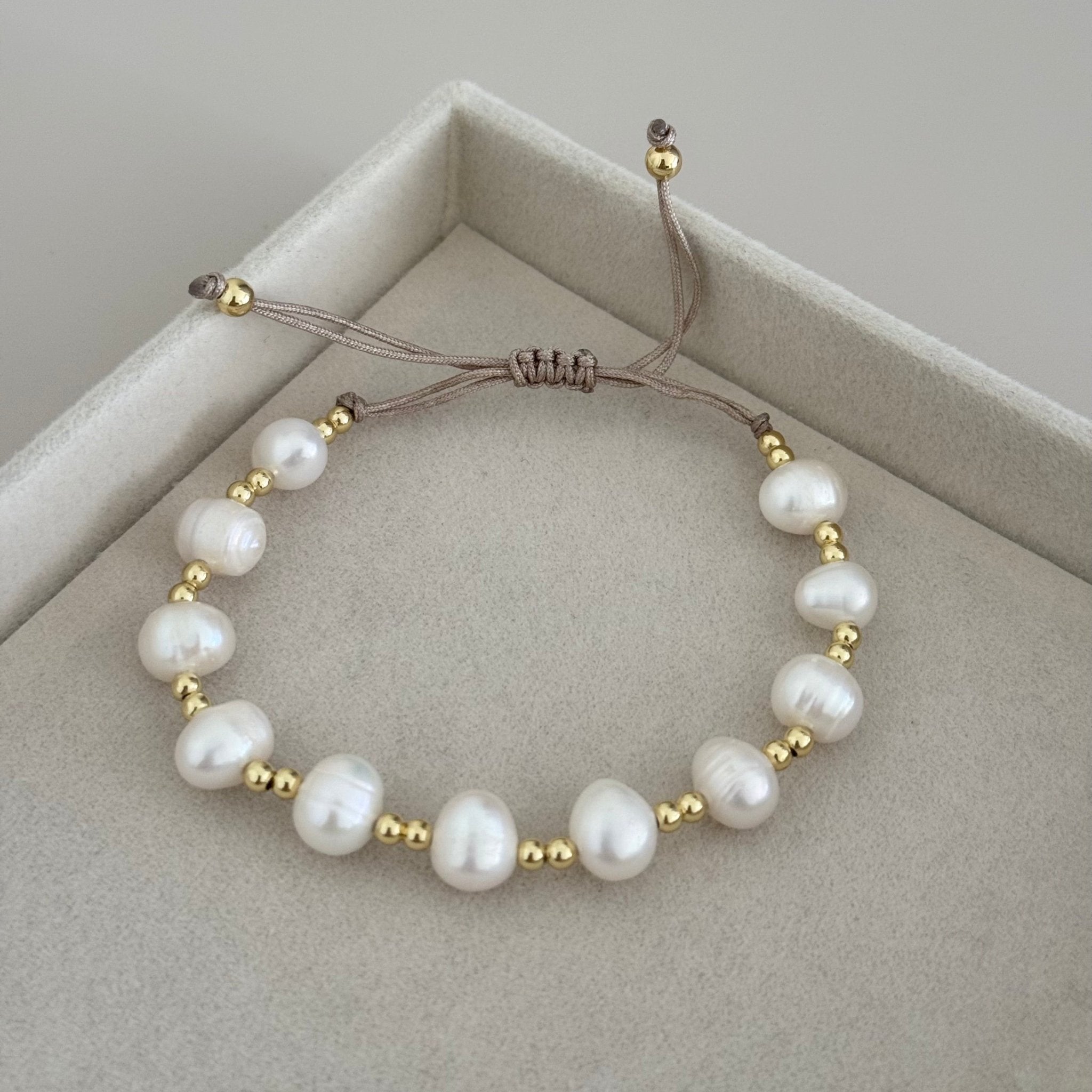 Pearls Bracelet - LimaLimón Store