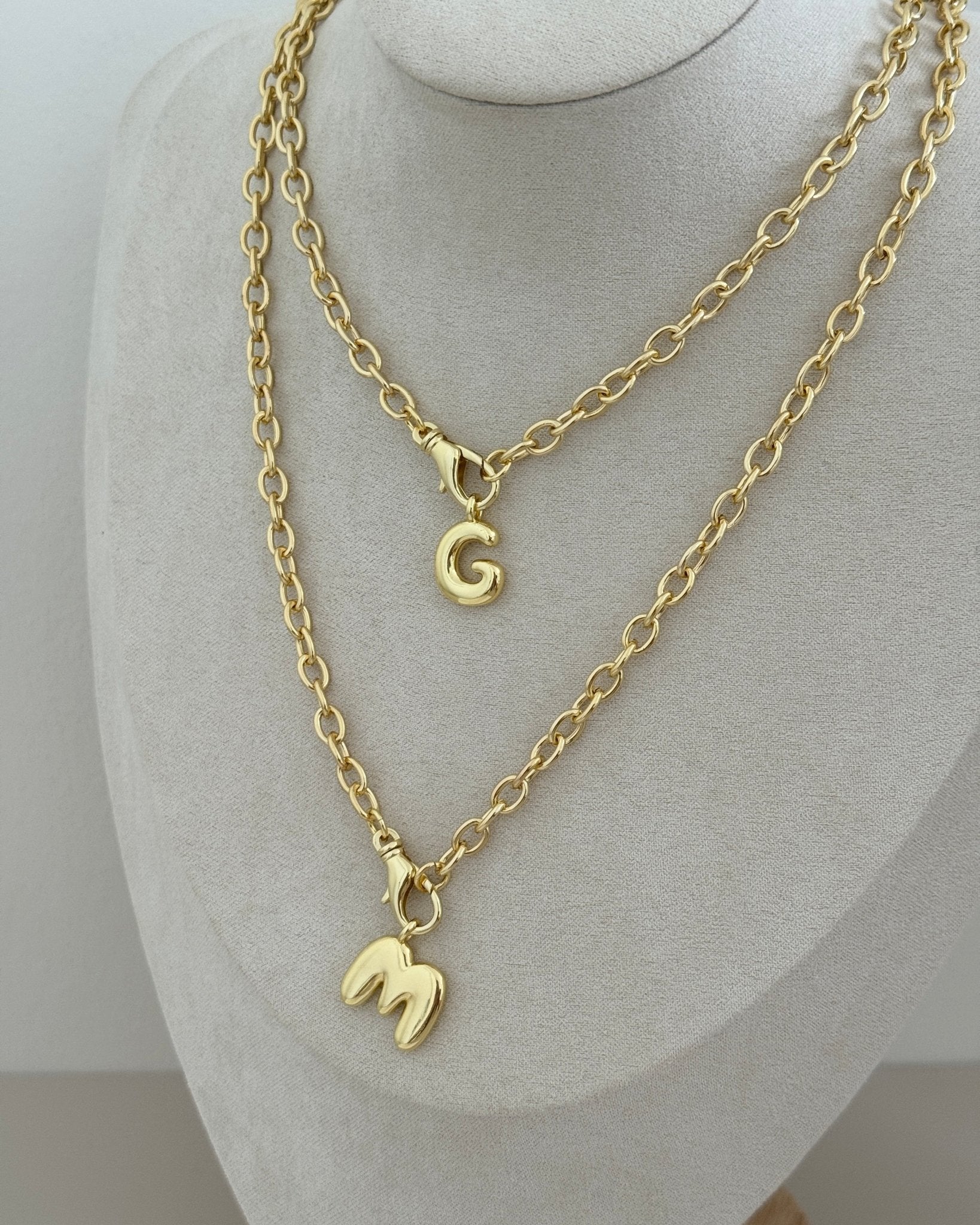 Puffy Initial Necklace - Necklaces | LimaLimón Store - 3