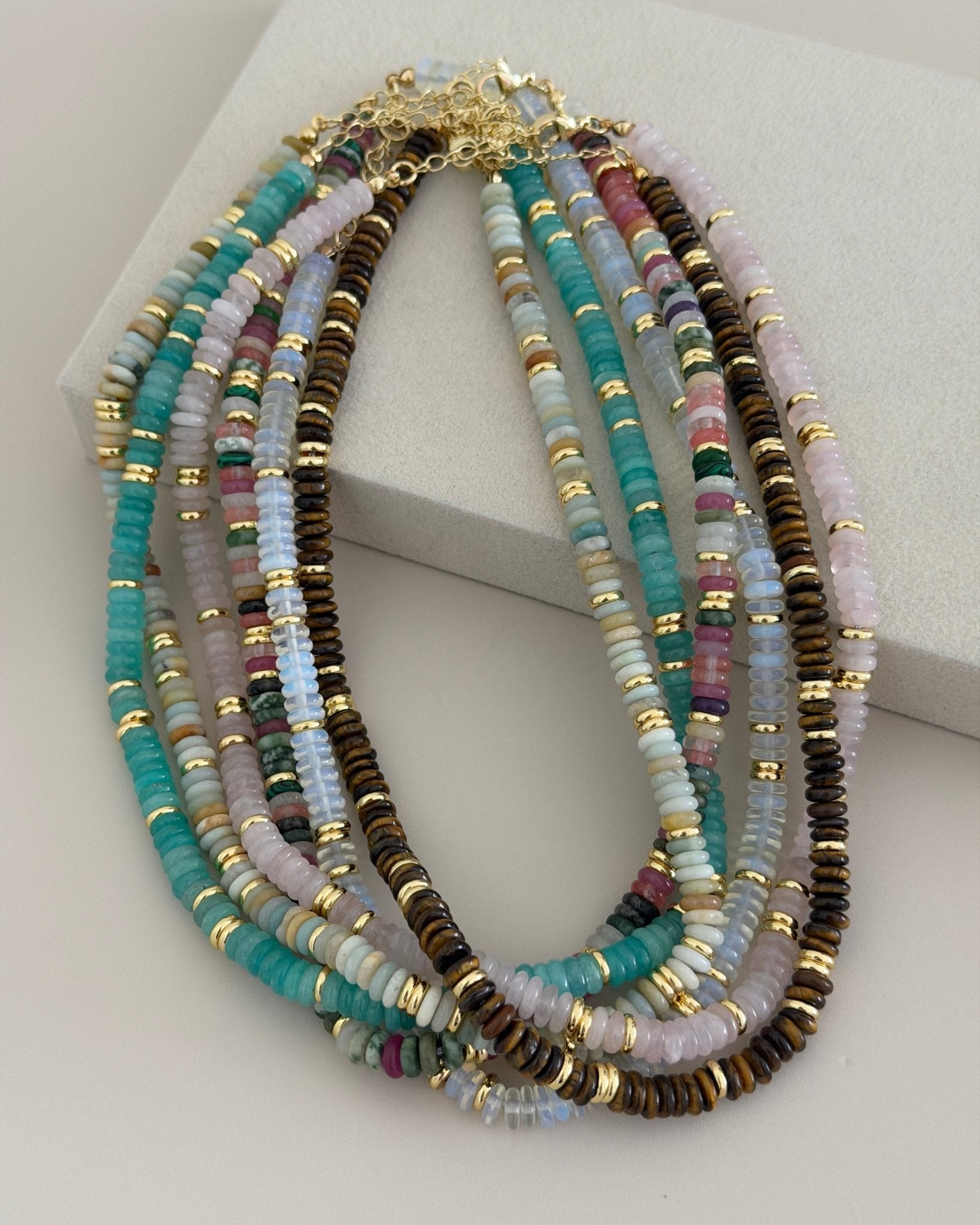 Puka Beaded Choker Necklace - Necklaces | LimaLimón Store - 1
