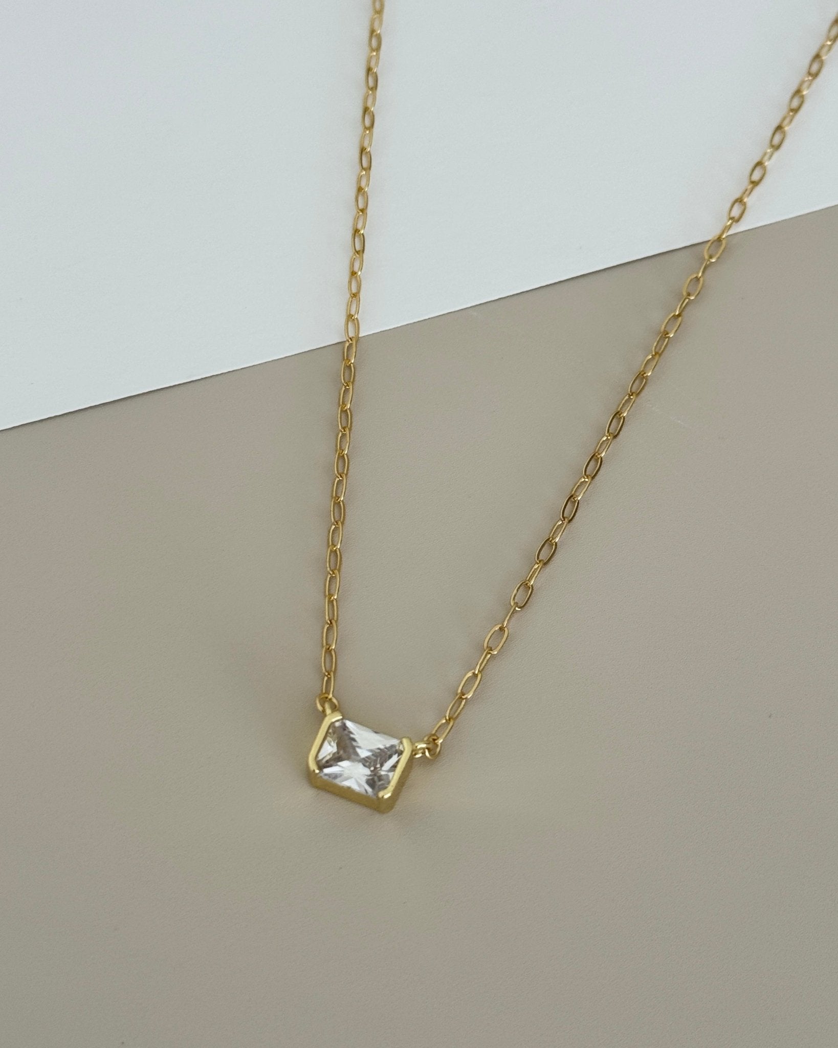 Radiance Necklace - Necklace | LimaLimón Store - 4