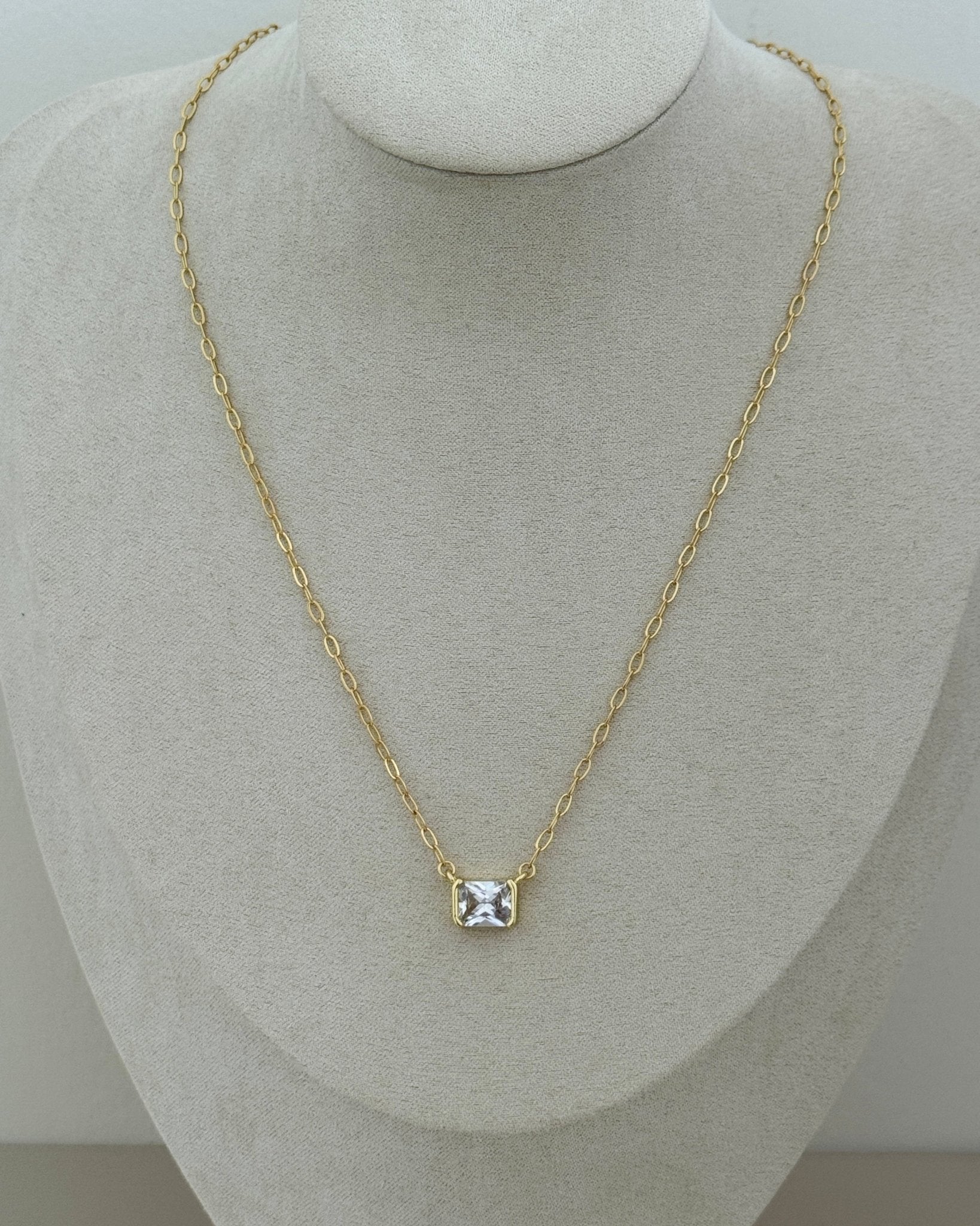 Radiance Necklace - Necklace | LimaLimón Store - 2
