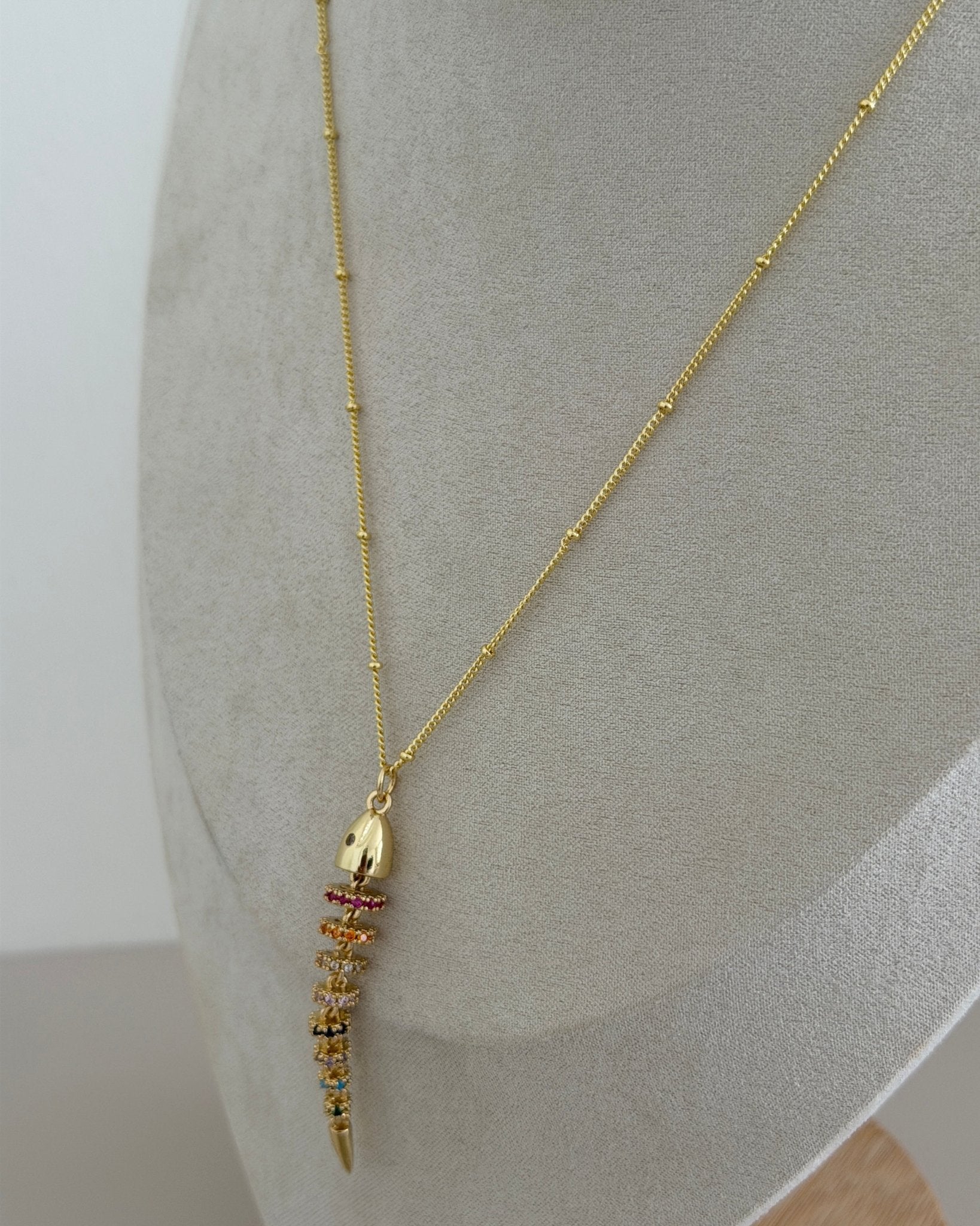 Rainbow Fish Pendant Necklace - Necklaces | LimaLimón Store - 3