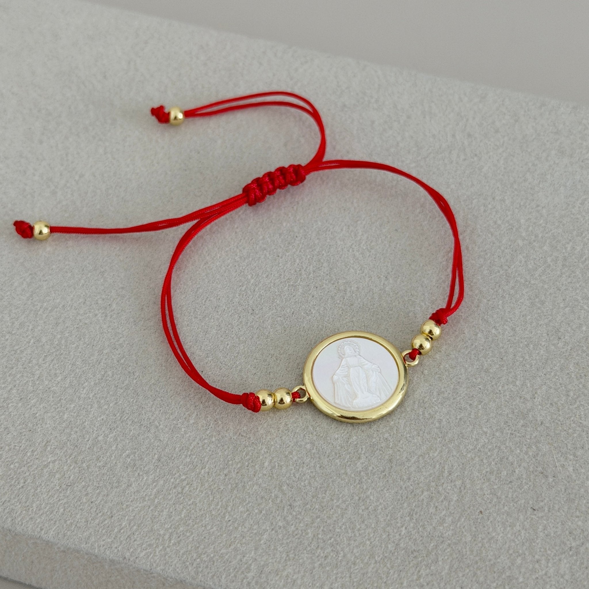 Red Cord Circle Charm Bracelet - Bracelet | LimaLimón Store - 3