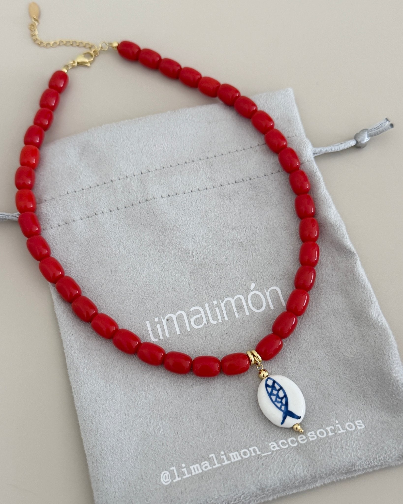 Red Faith Beaded Necklace - Necklaces | LimaLimón Store - 4